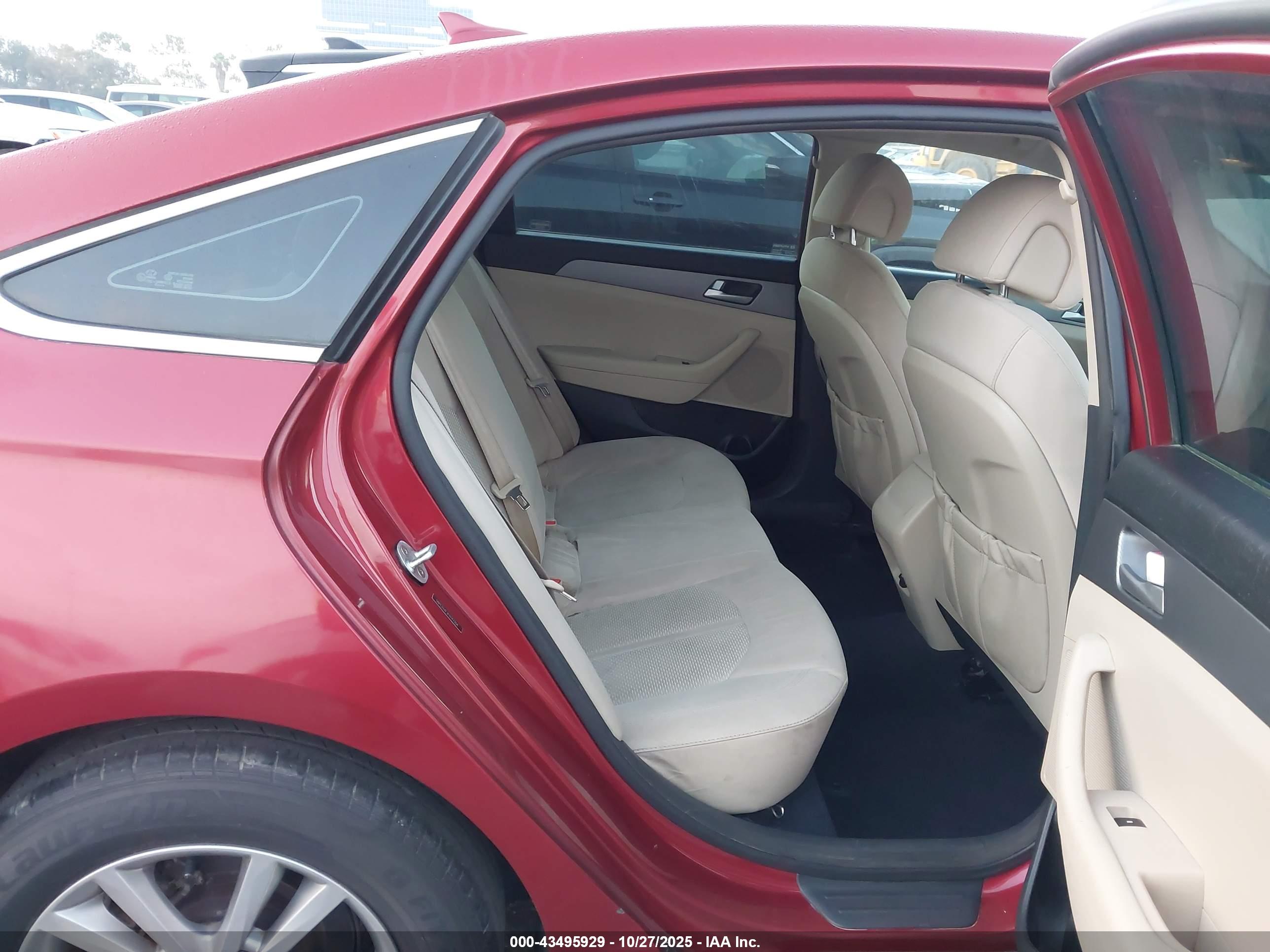 HYUNDAI SONATA image 8