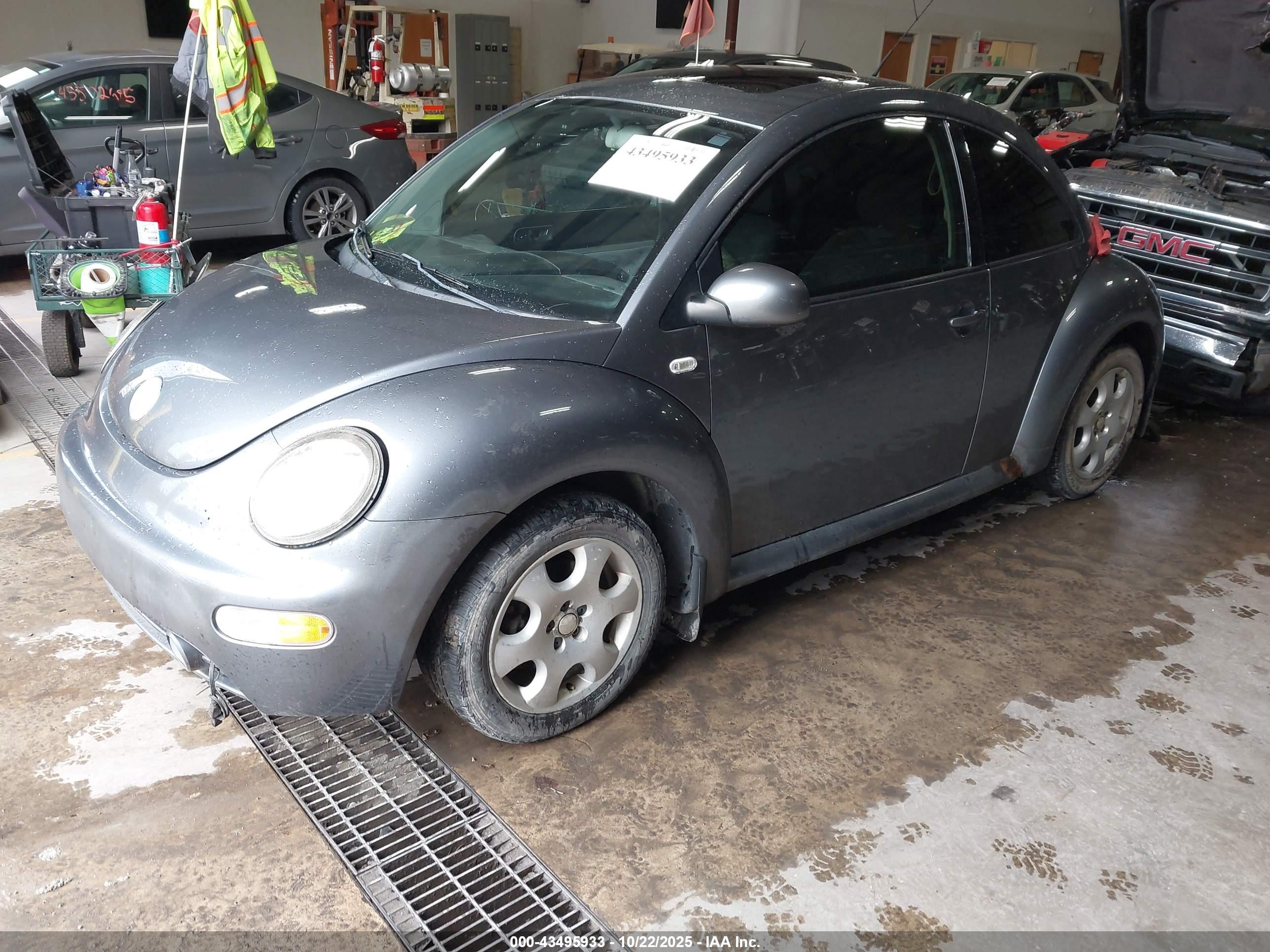 VOLKSWAGEN NEW image 2
