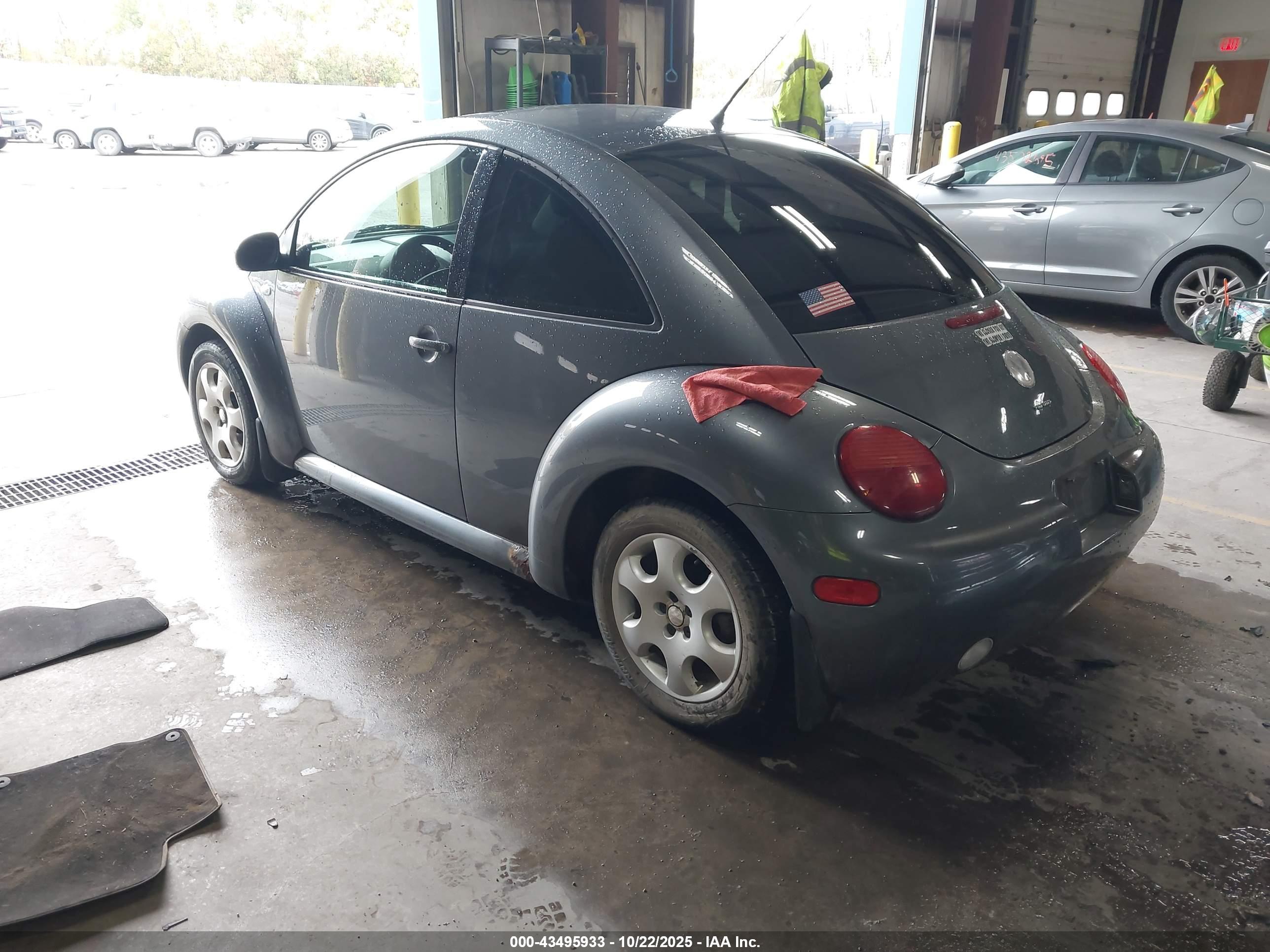 VOLKSWAGEN NEW image 3