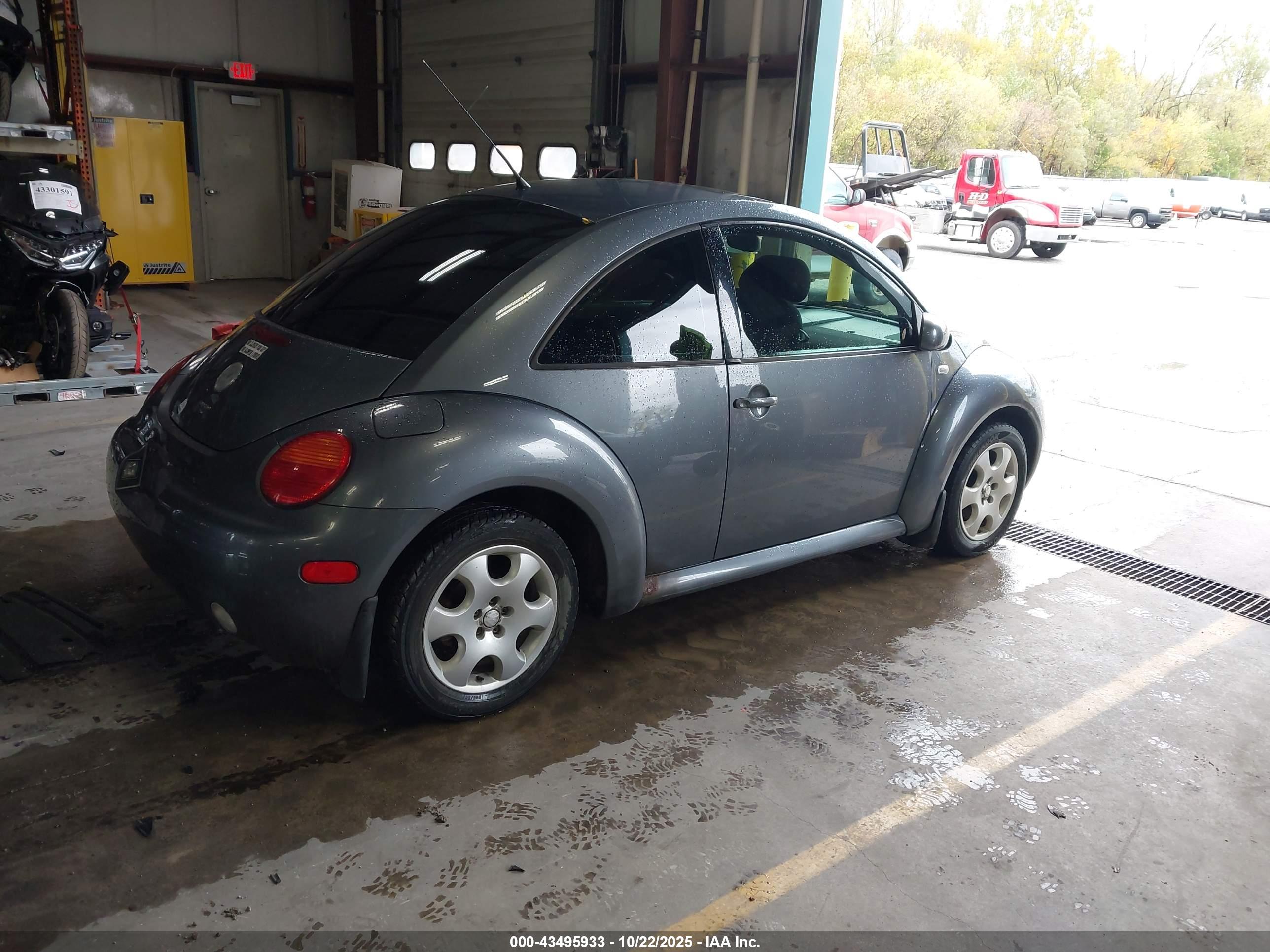VOLKSWAGEN NEW image 4