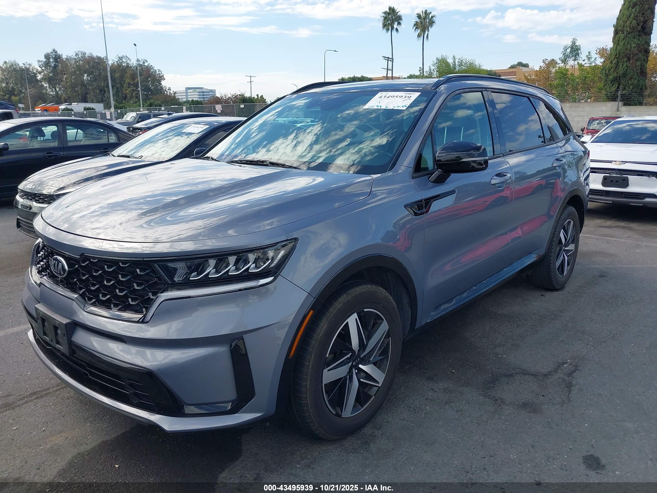 KIA SORENTO image 2