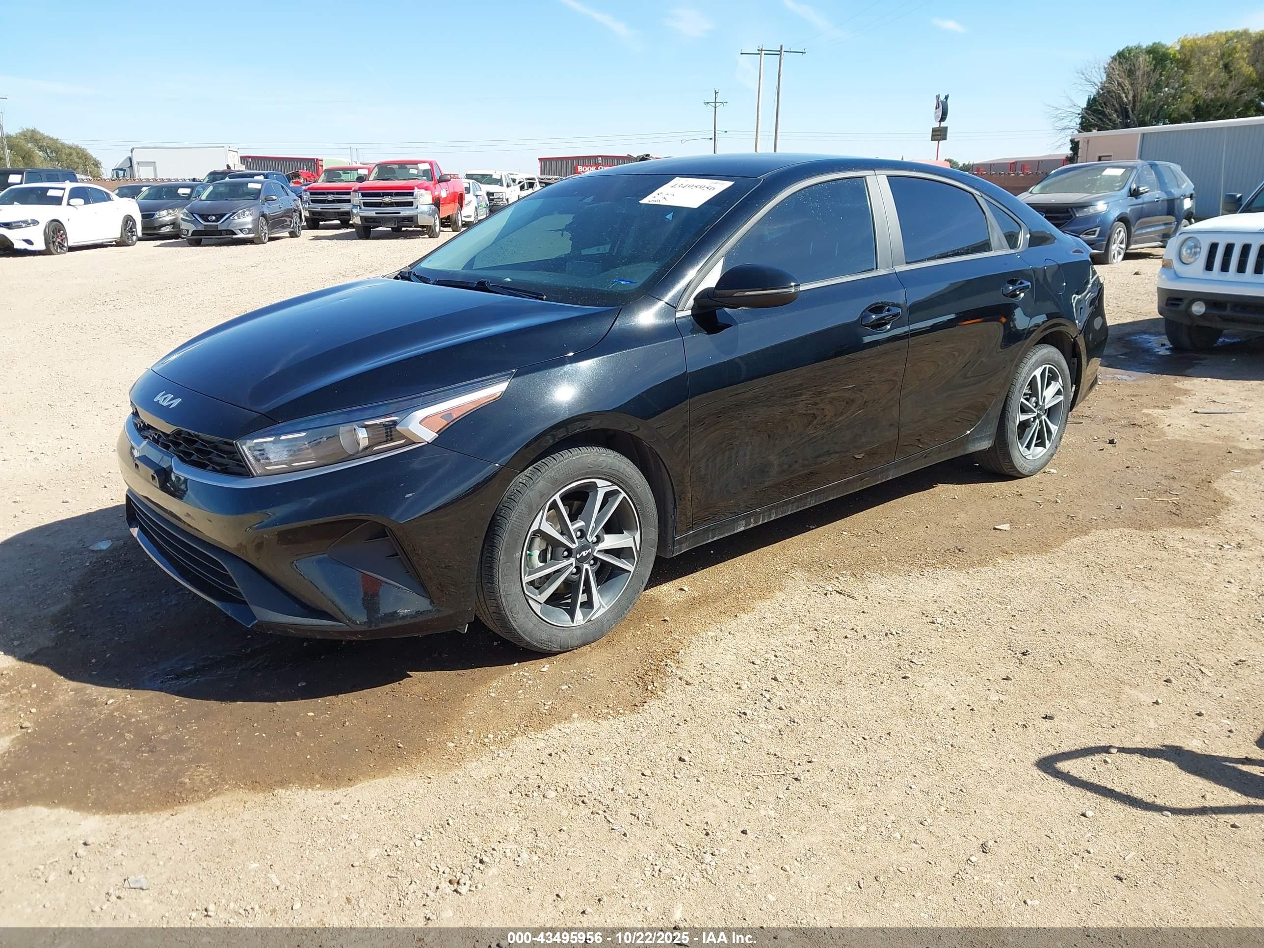 KIA FORTE image 2