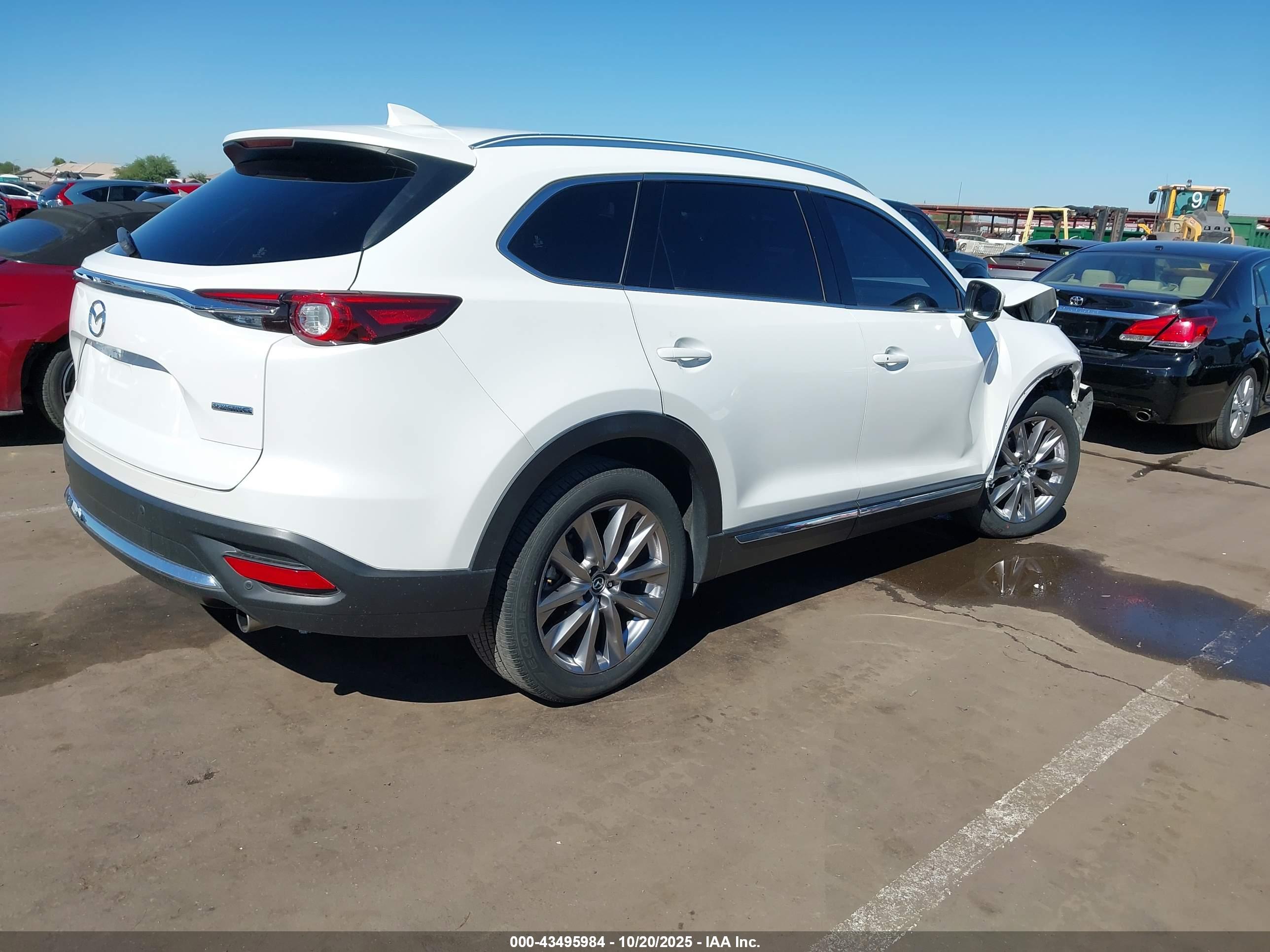 MAZDA CX-9 image 4