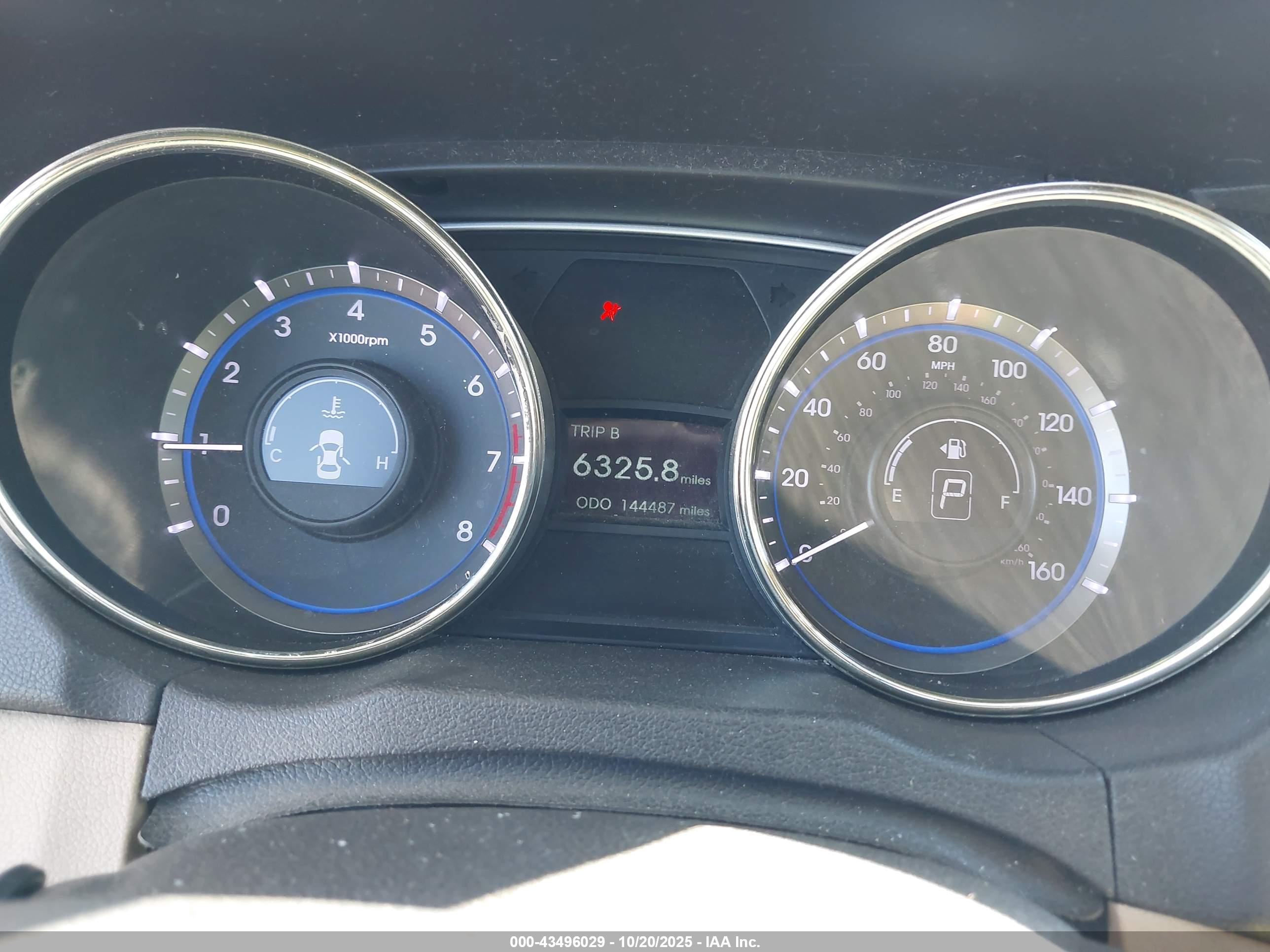HYUNDAI SONATA image 7