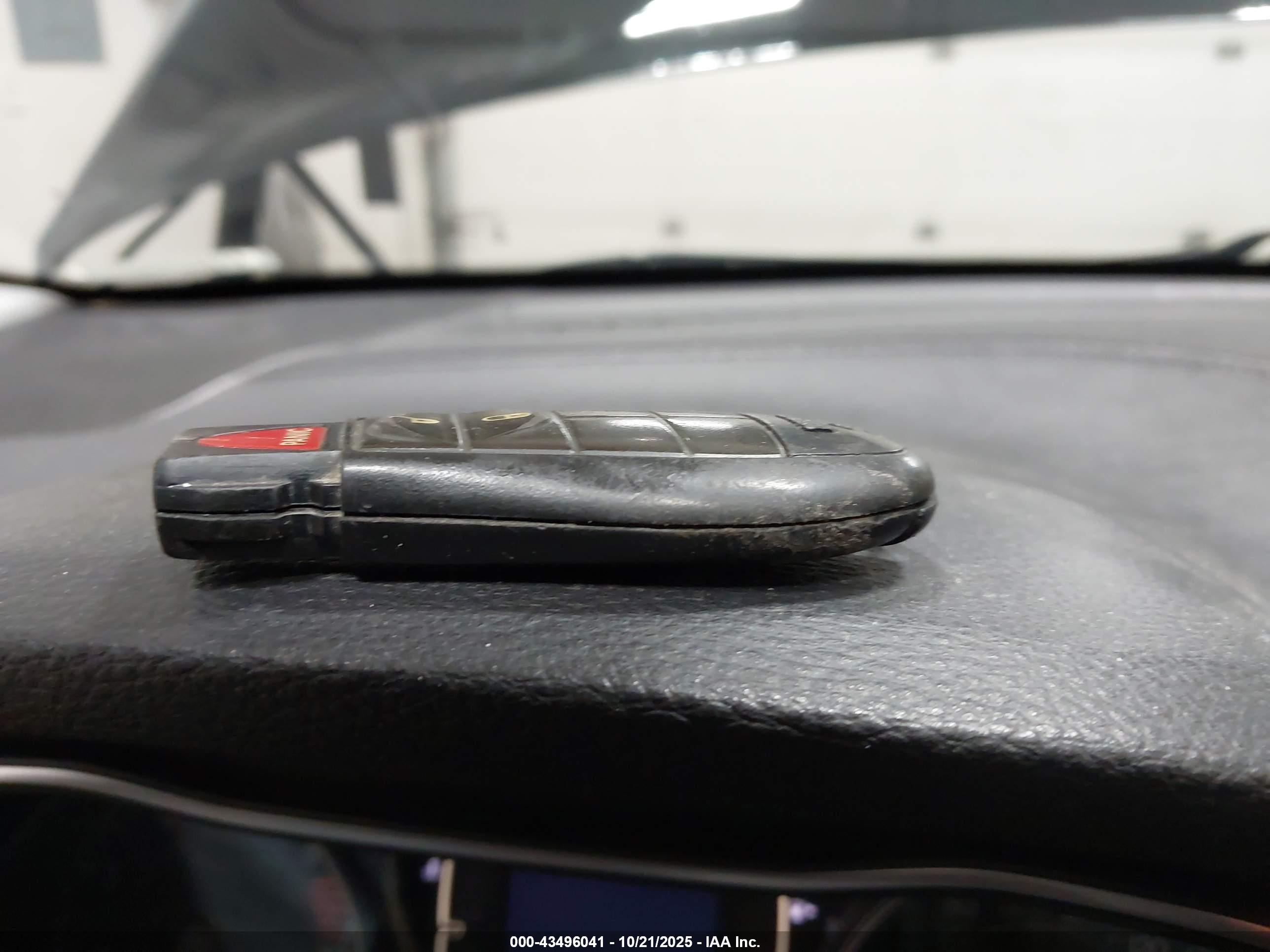 JEEP CHEROKEE image 11
