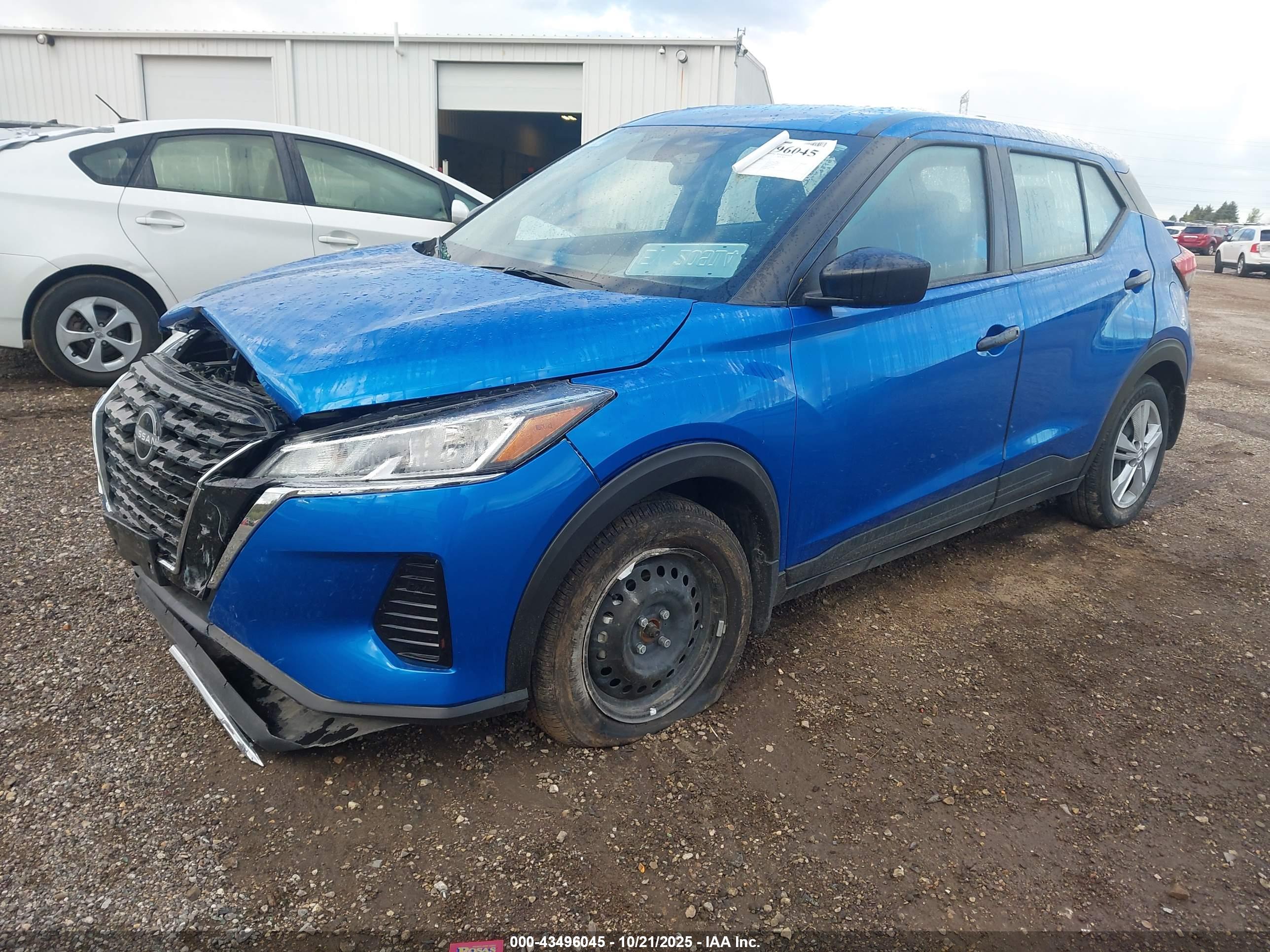 NISSAN KICKS image 2