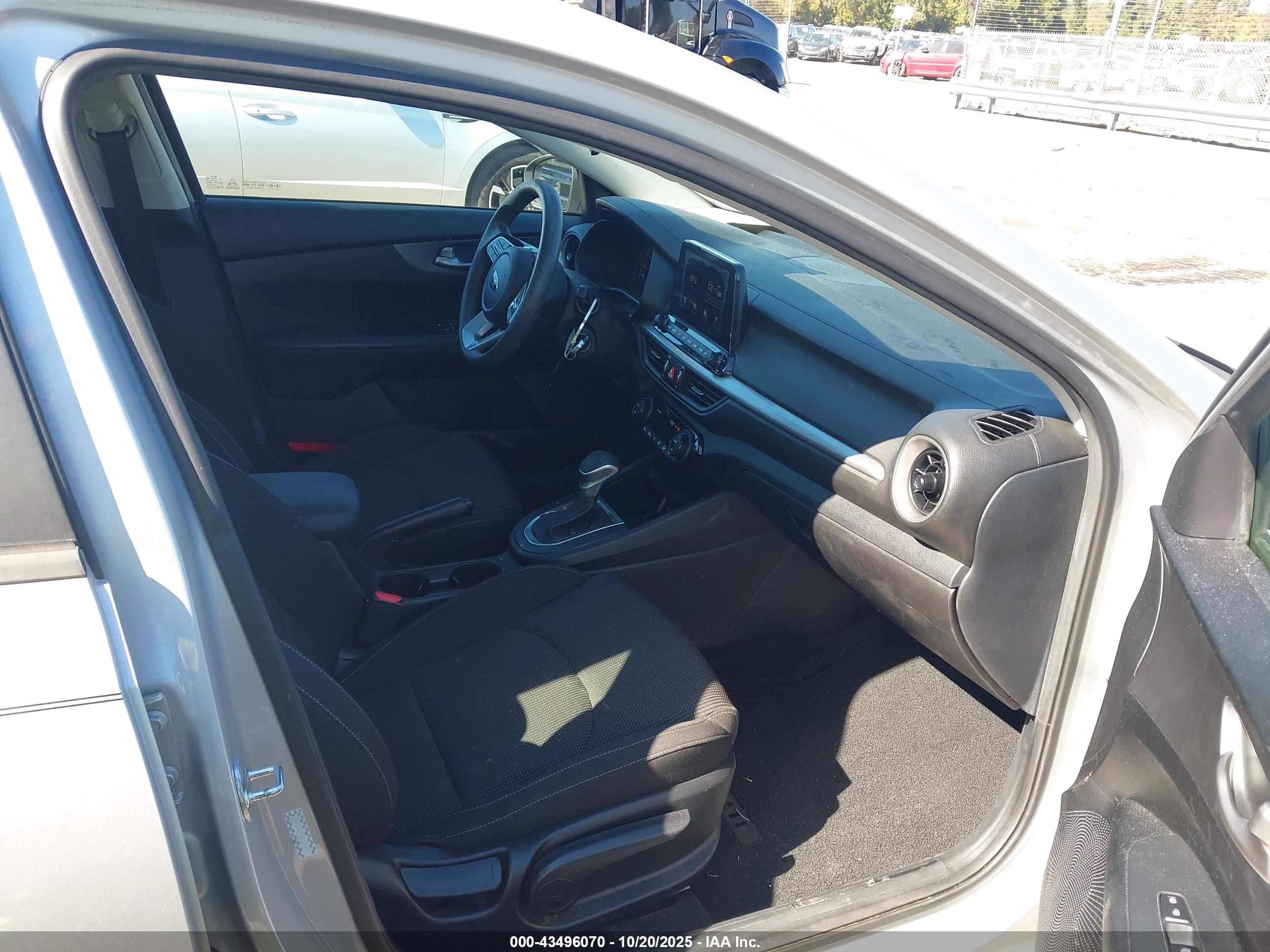 KIA FORTE image 5