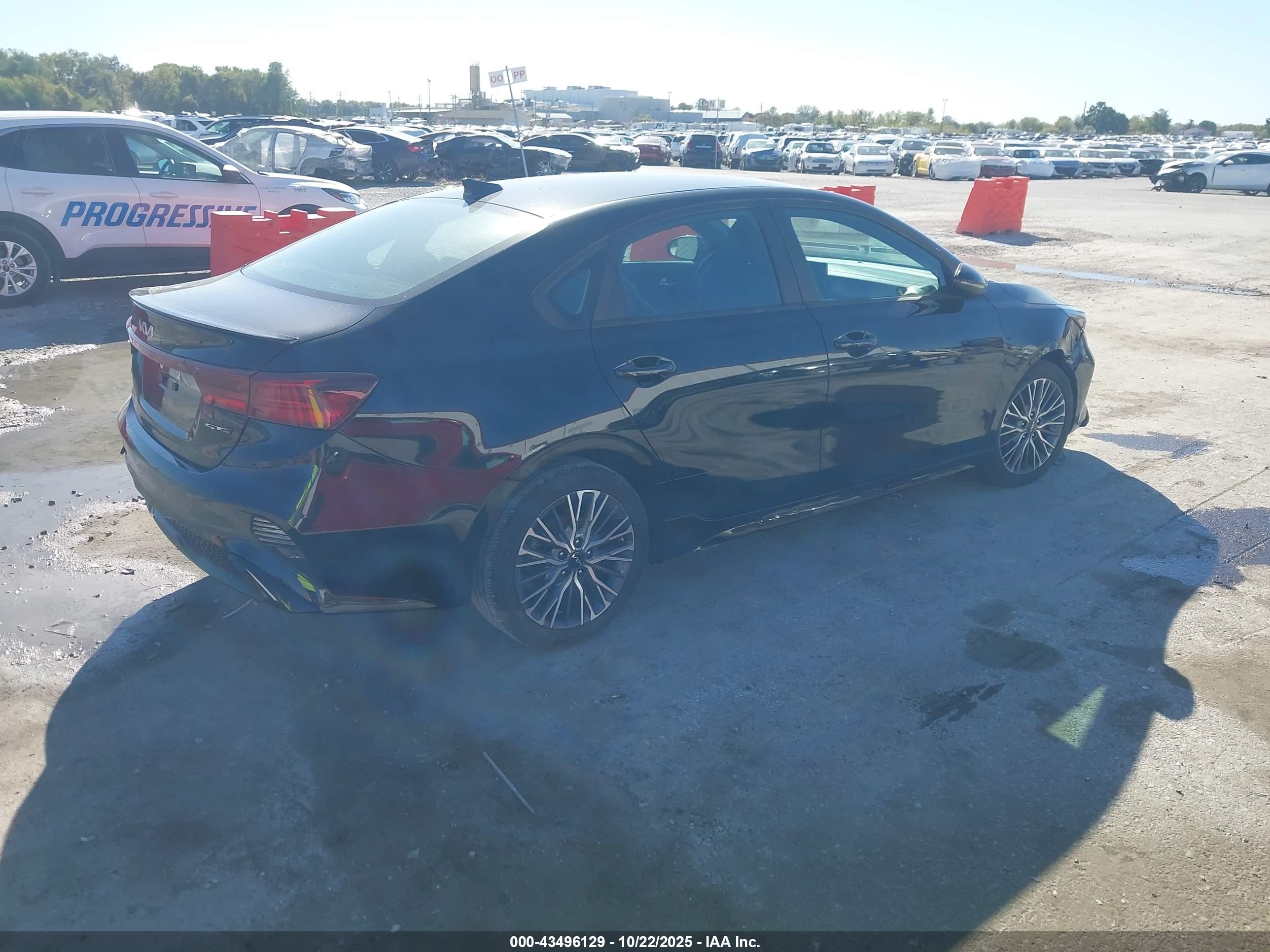 KIA FORTE image 4