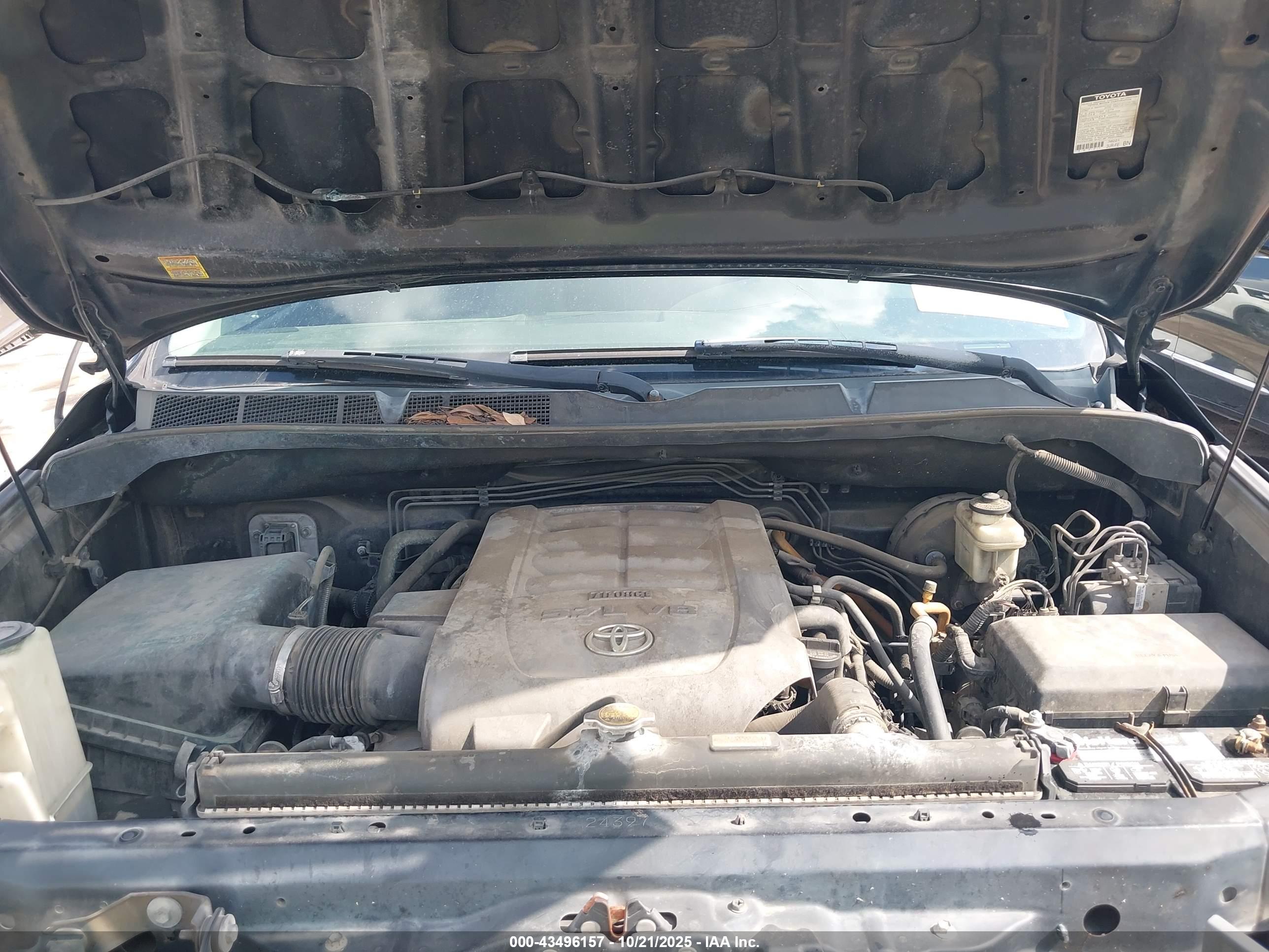 TOYOTA TUNDRA image 10