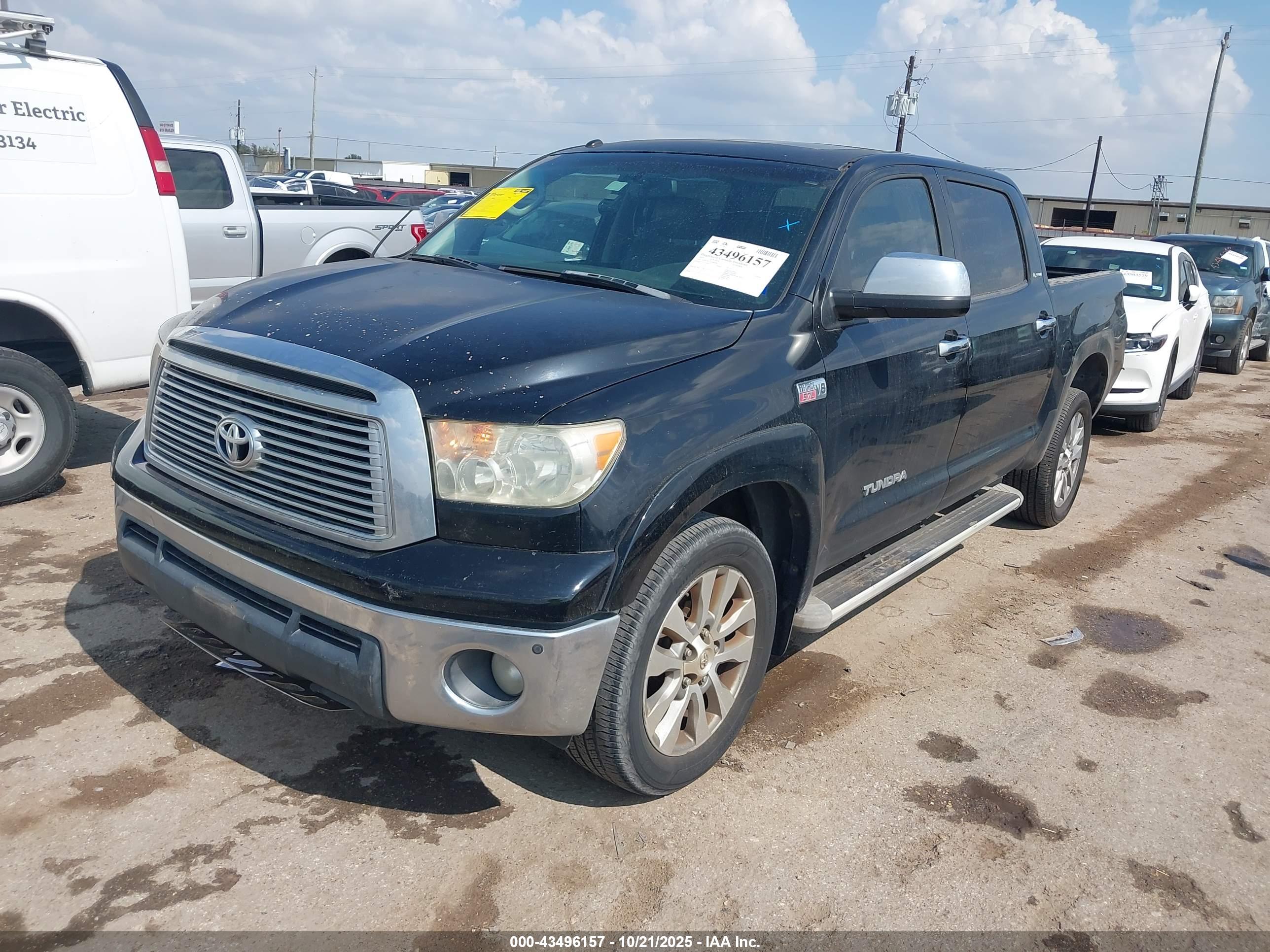 TOYOTA TUNDRA image 2
