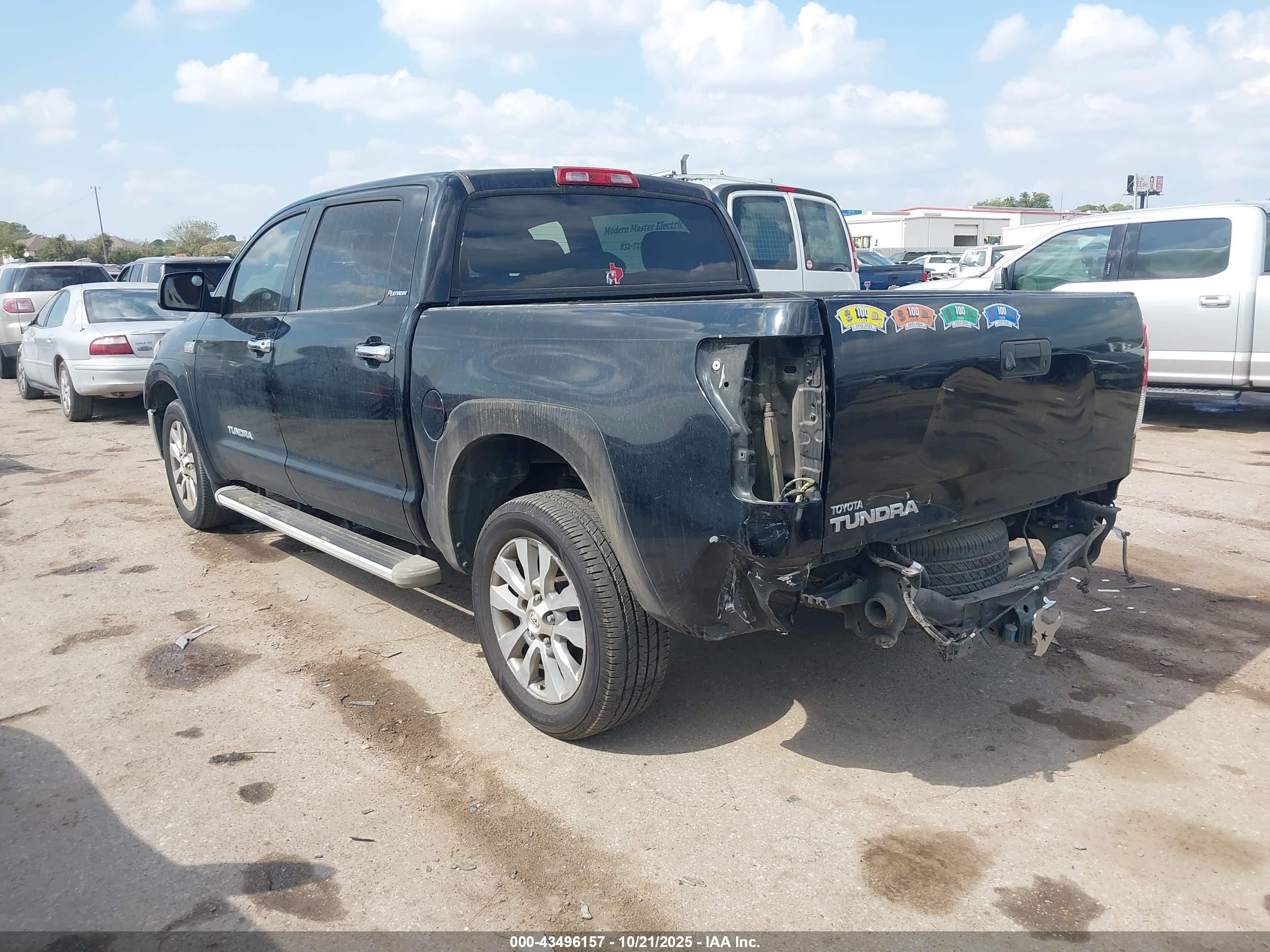 TOYOTA TUNDRA image 6