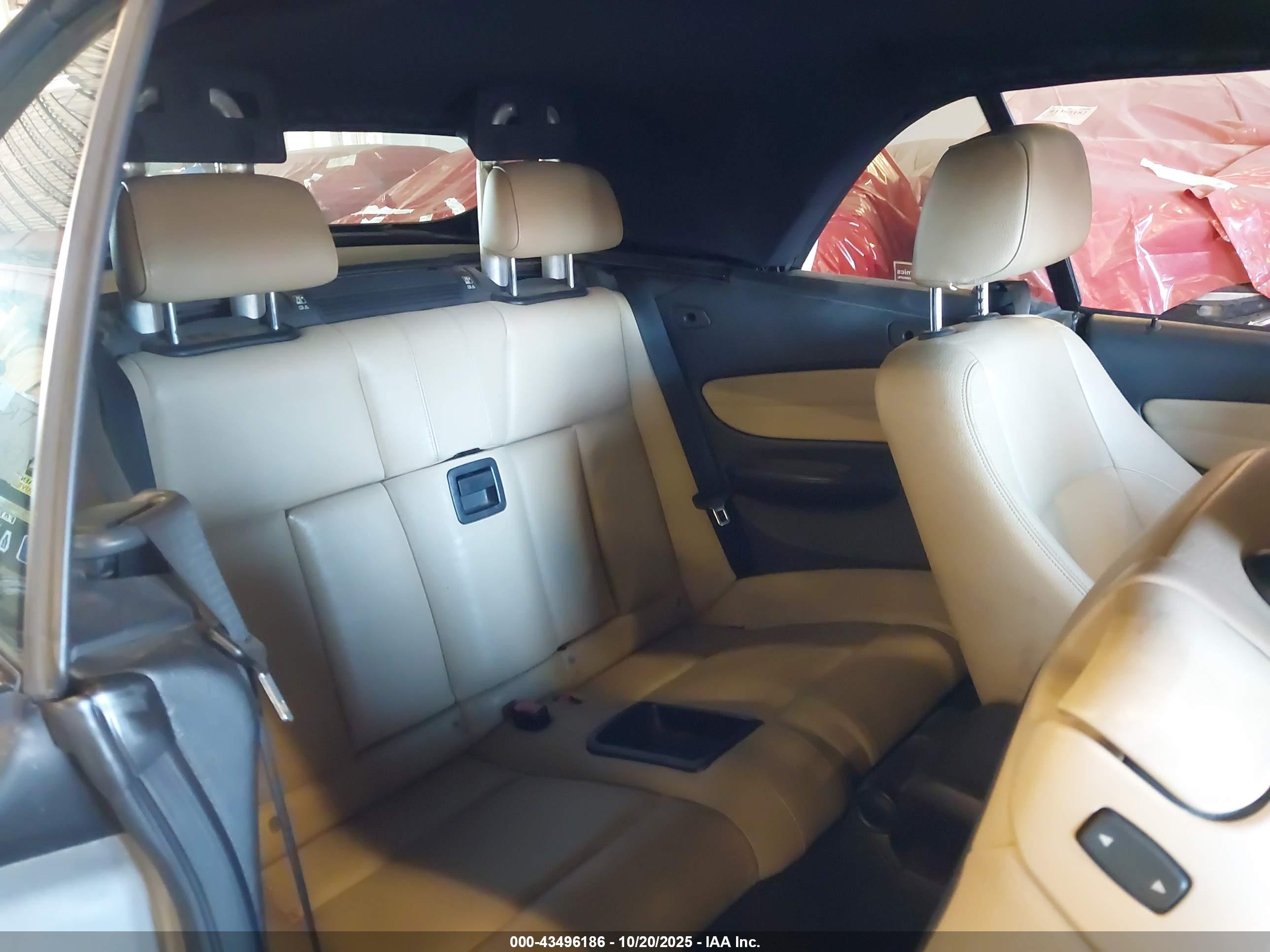 BMW 135I image 8