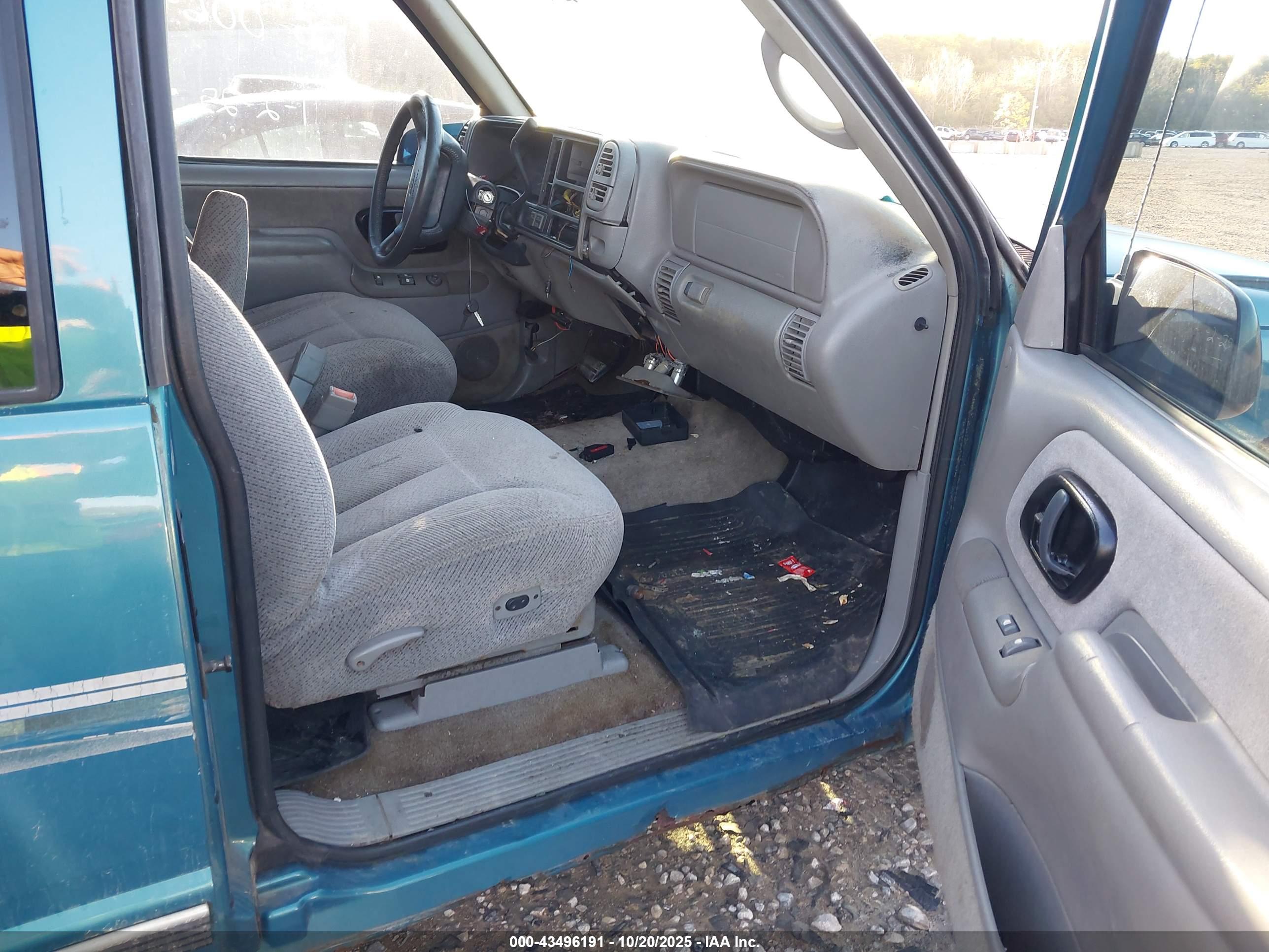 CHEVROLET K1500 image 5