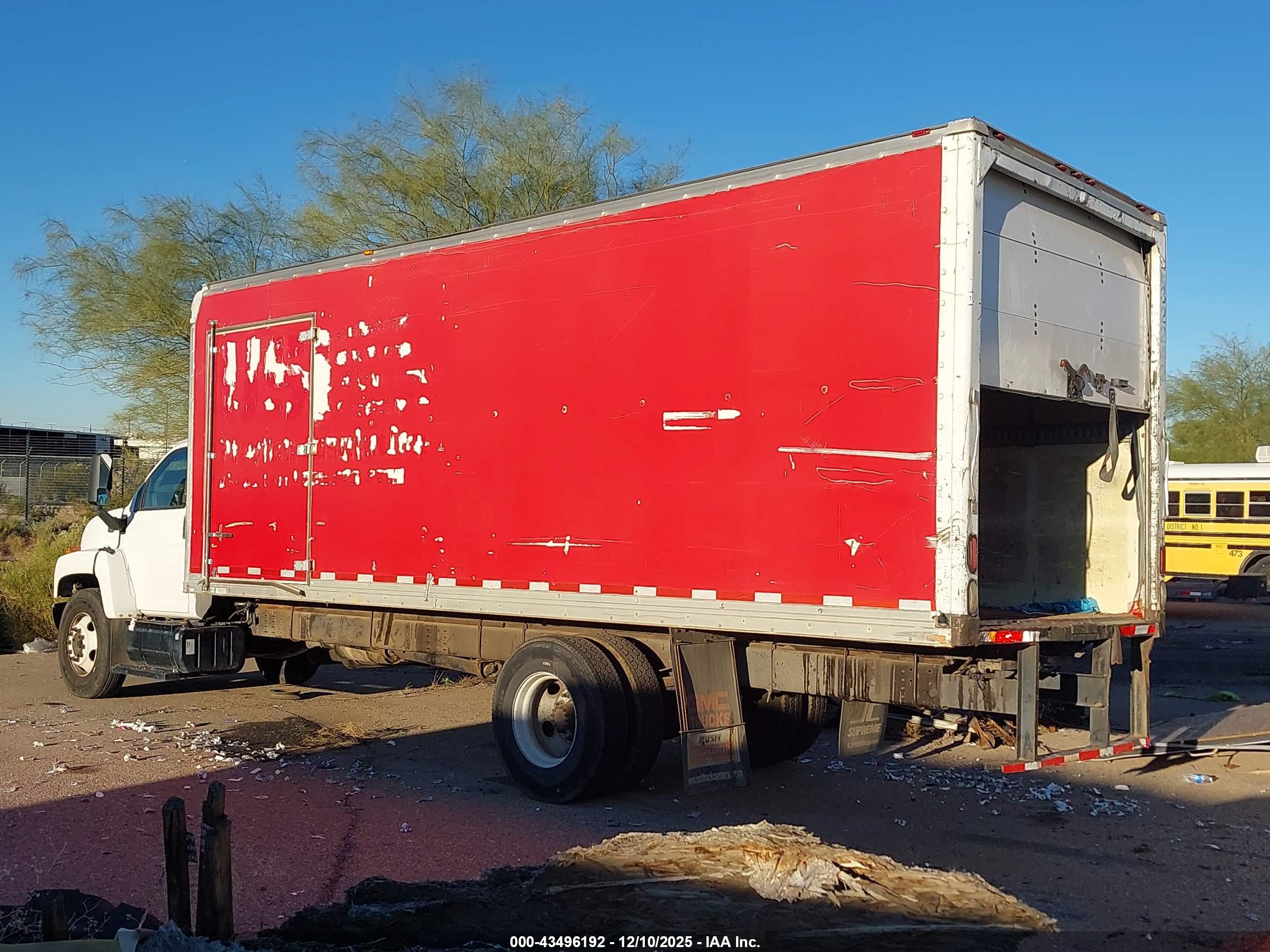 GMC TC6500 image 3