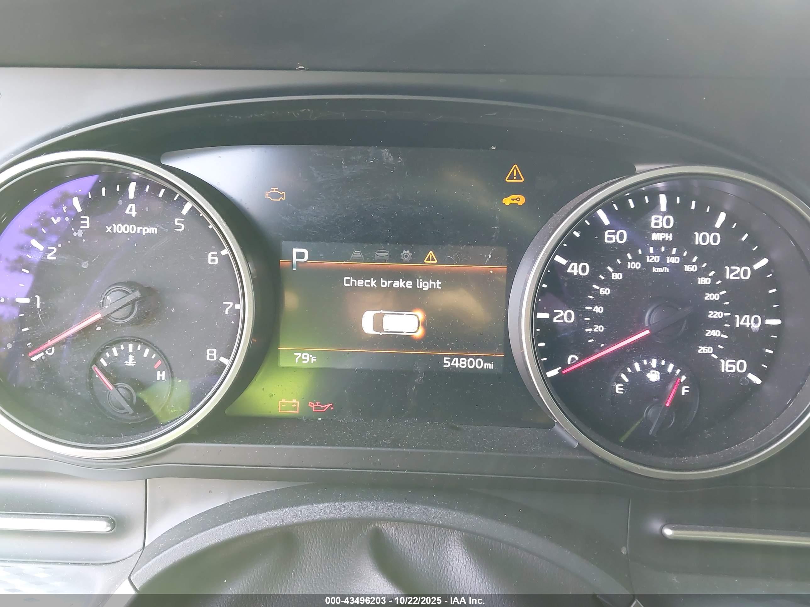KIA CARNIVAL image 7