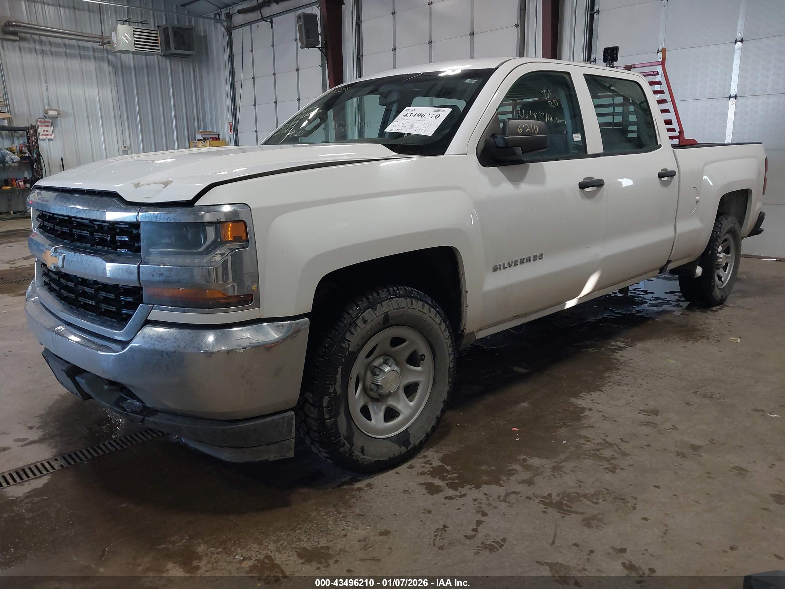 CHEVROLET SILVERADO image 2