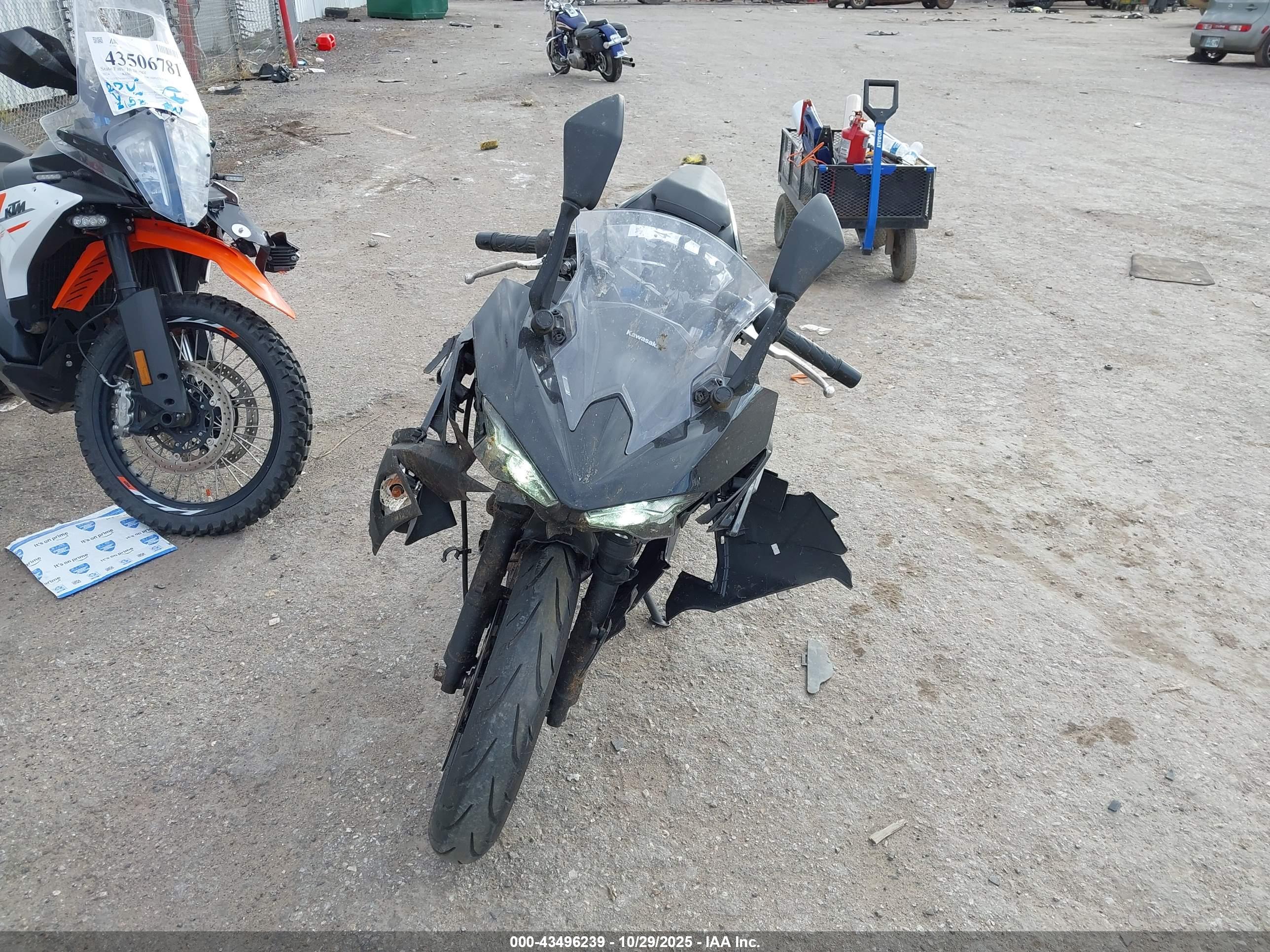 KAWASAKI EX500 image 5