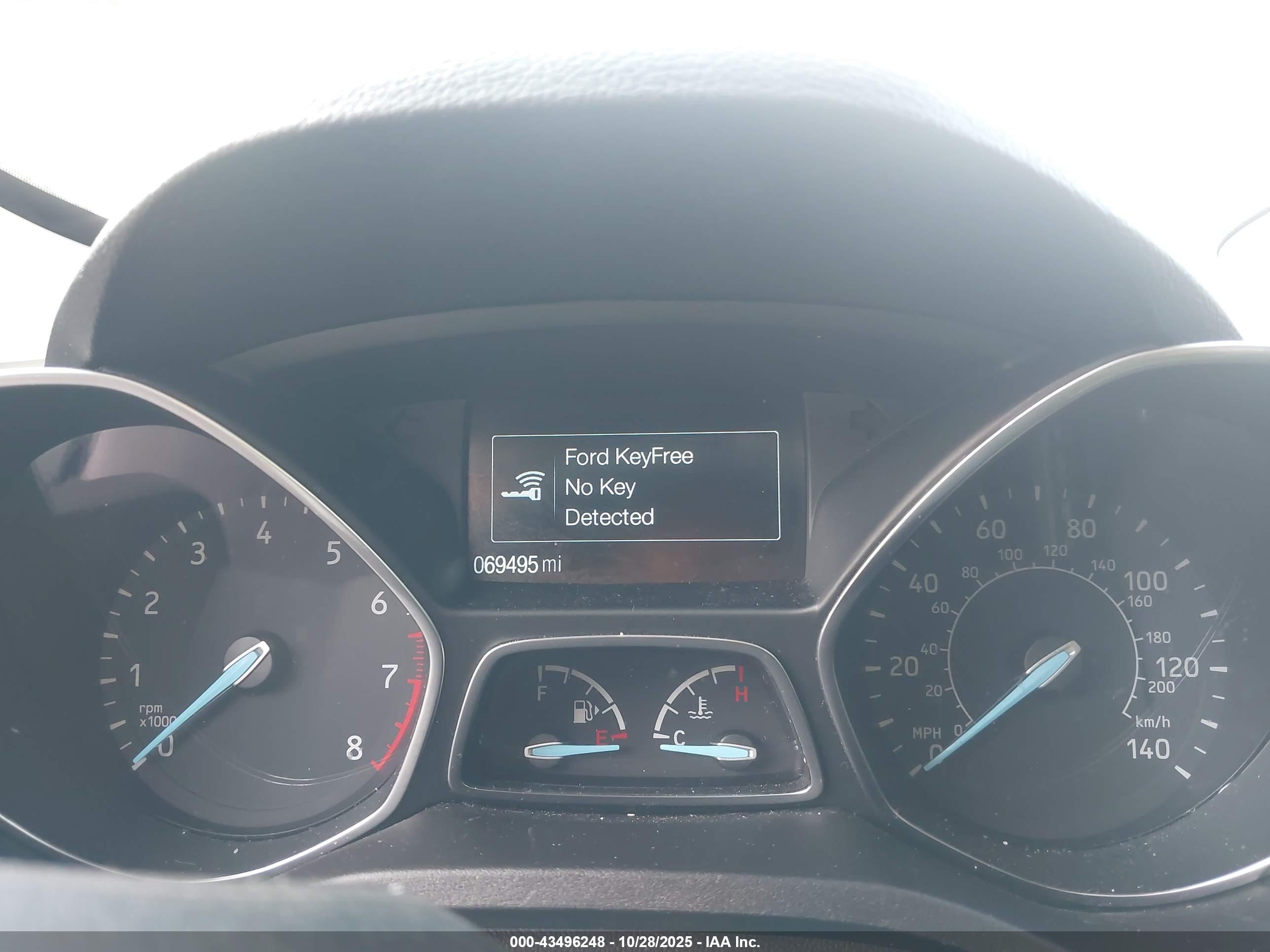 FORD ESCAPE image 7
