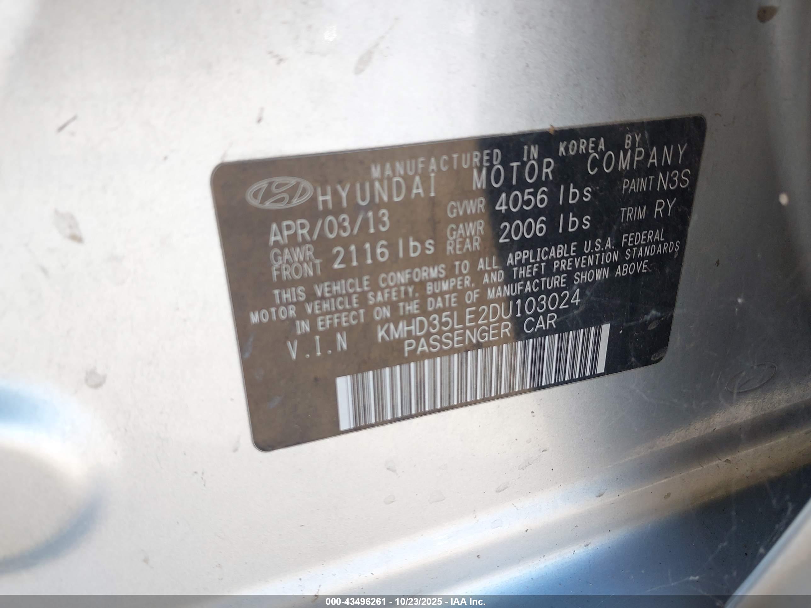 HYUNDAI ELANTRA image 9