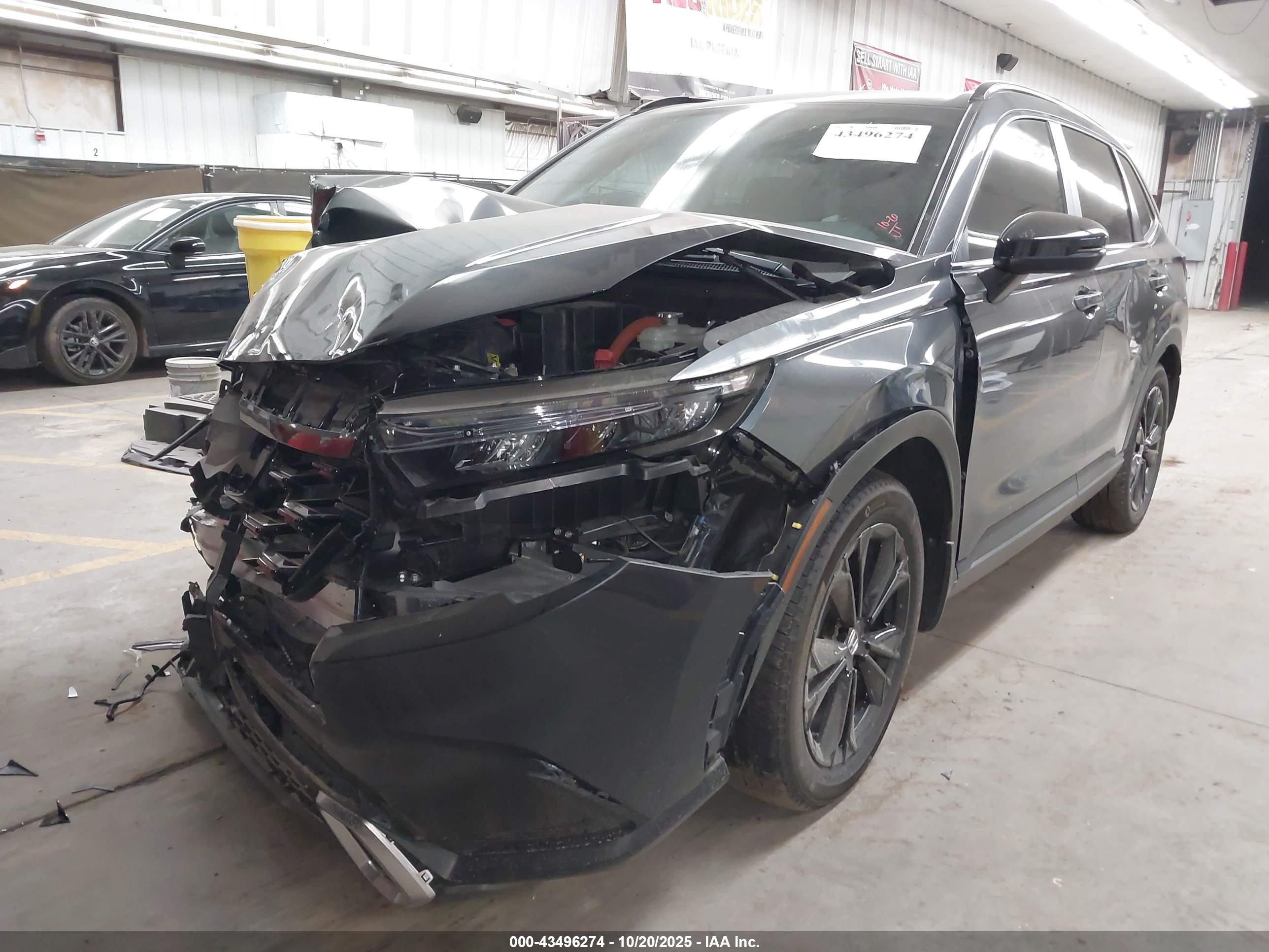 HONDA CR-V image 2