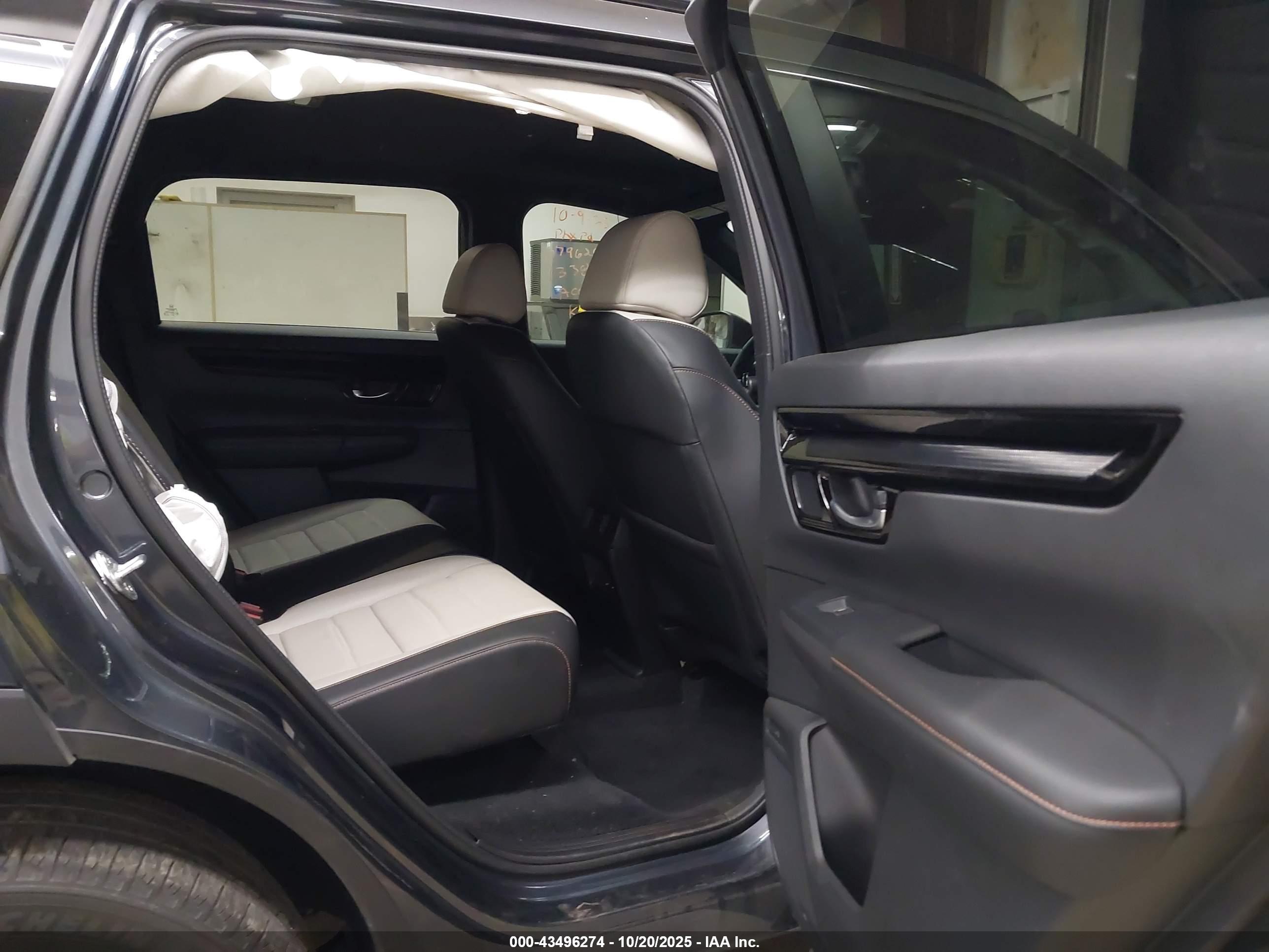 HONDA CR-V image 8