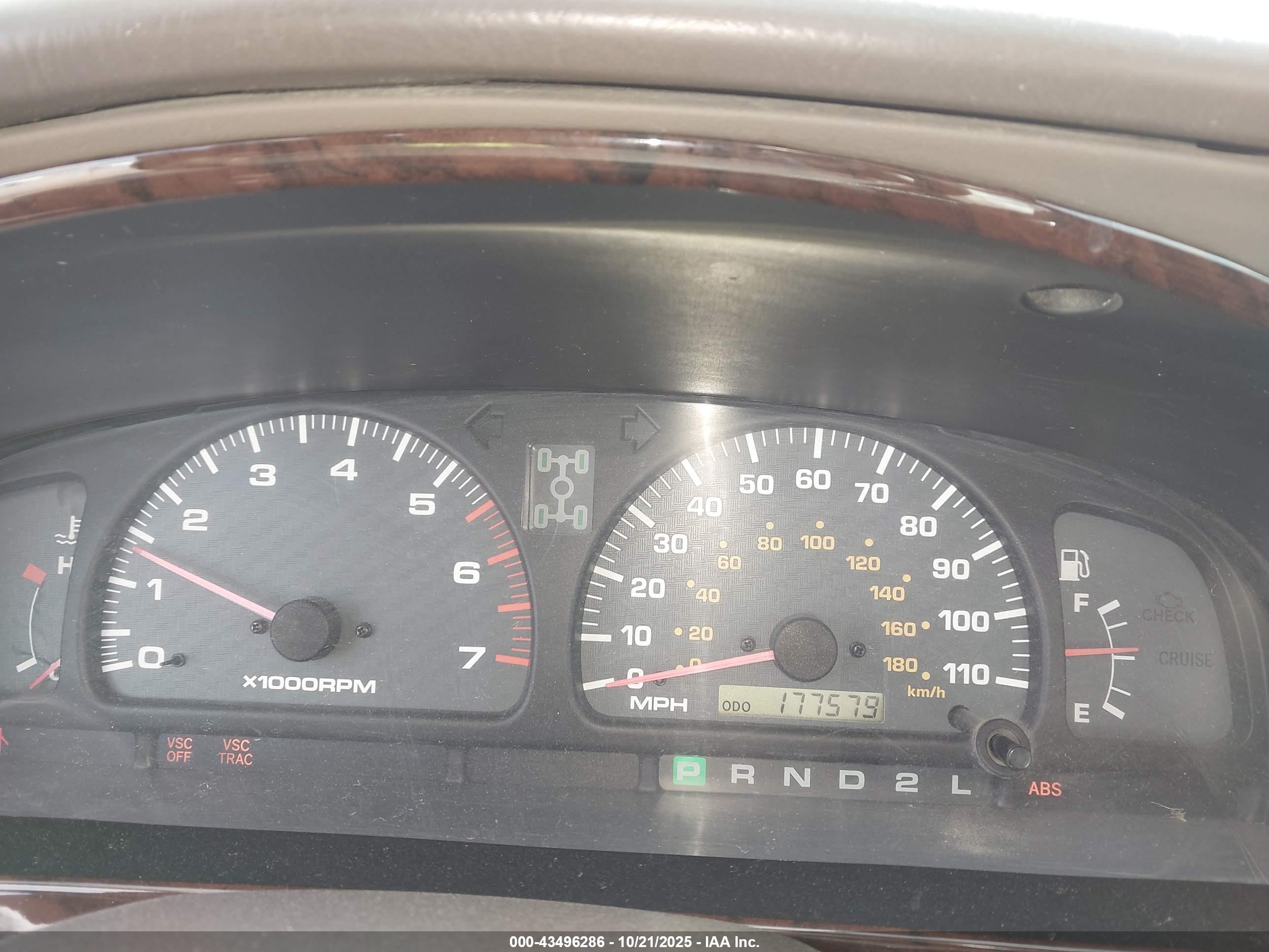 TOYOTA 4RUNNER image 7