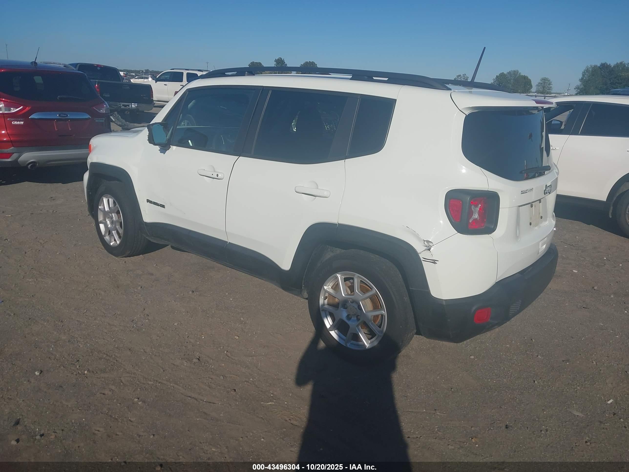 JEEP RENEGADE image 3