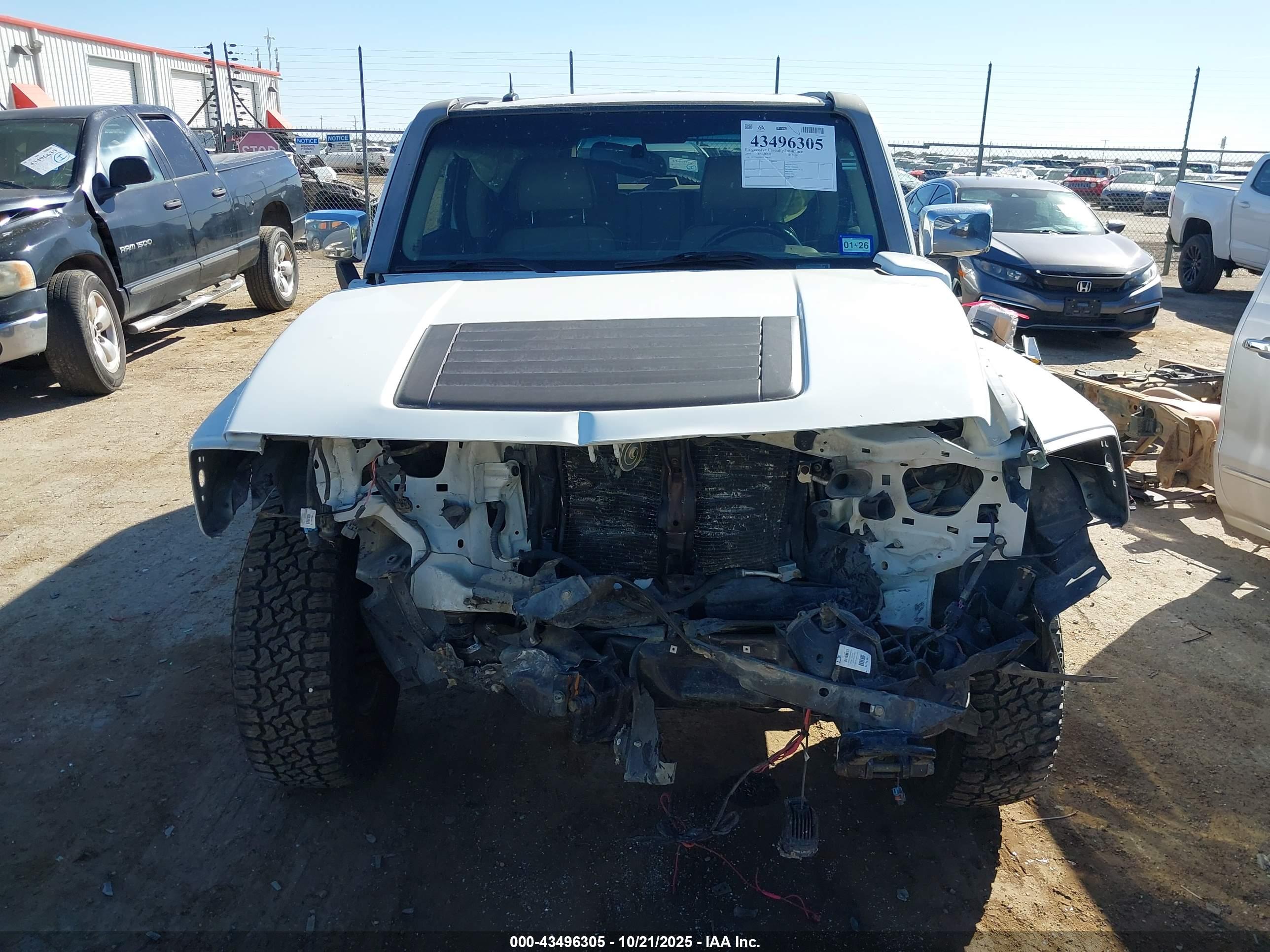 HUMMER H3 image 6