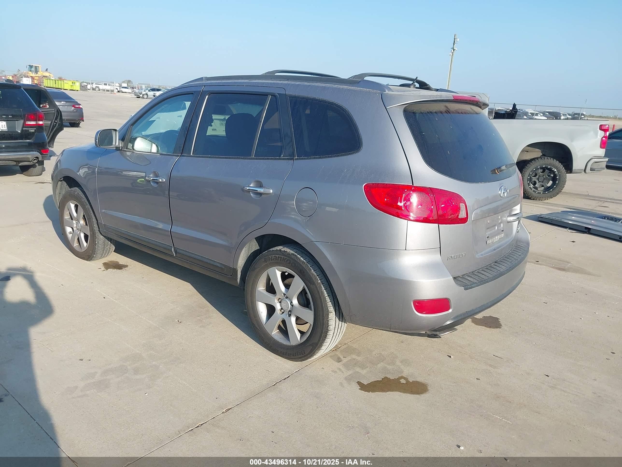 HYUNDAI SANTA image 3