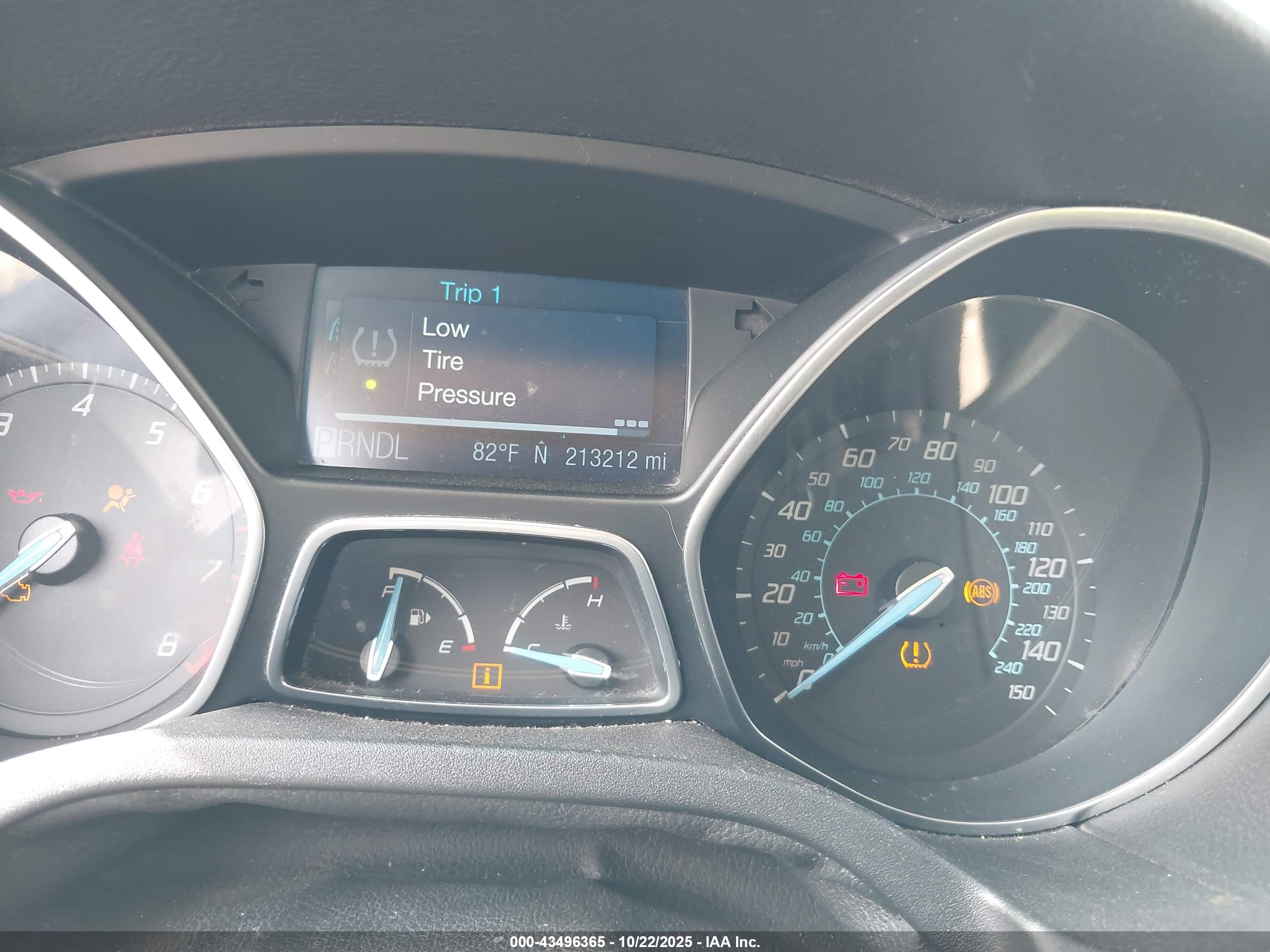 FORD FOCUS image 7