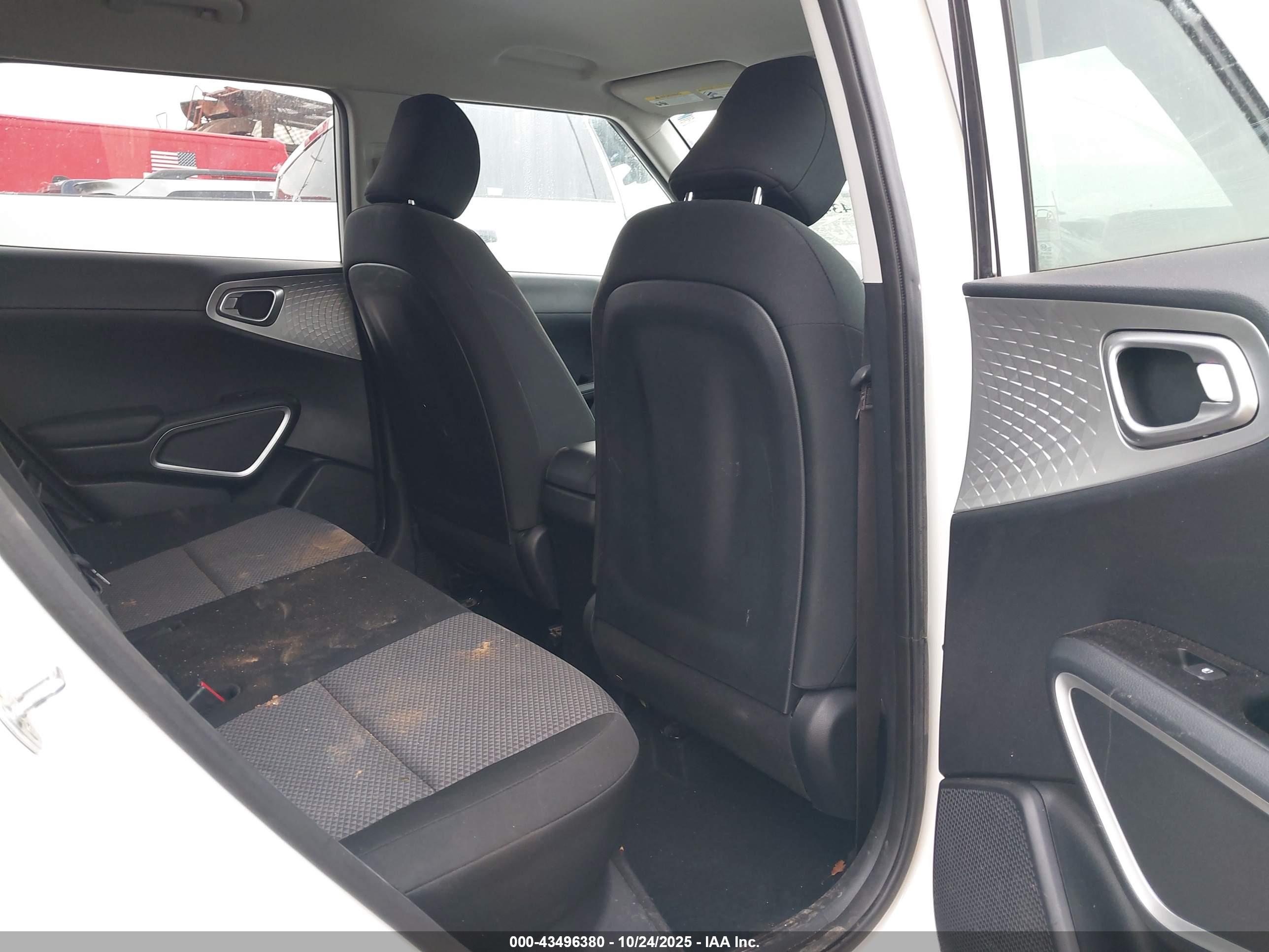 KIA SOUL image 8
