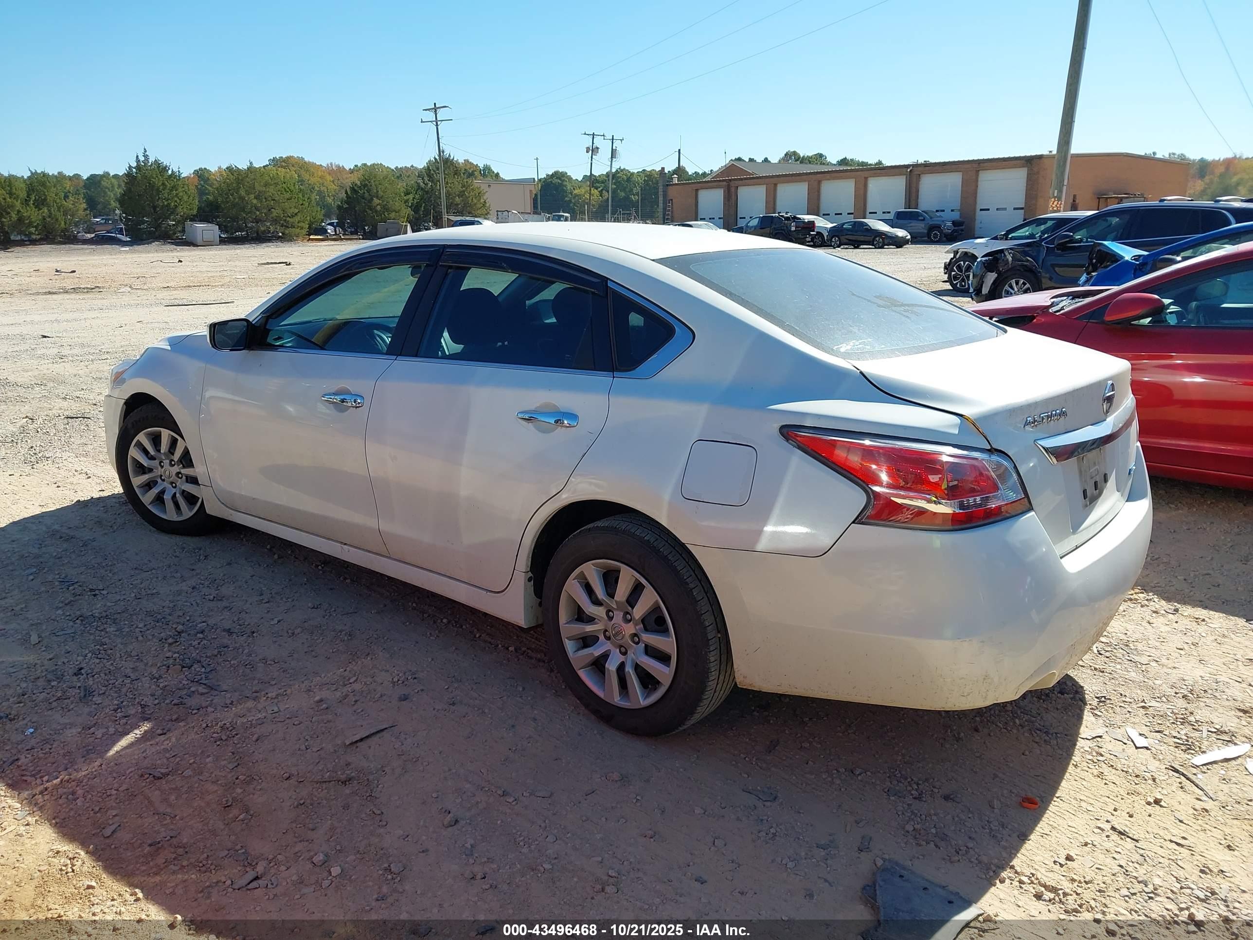 NISSAN ALTIMA image 3