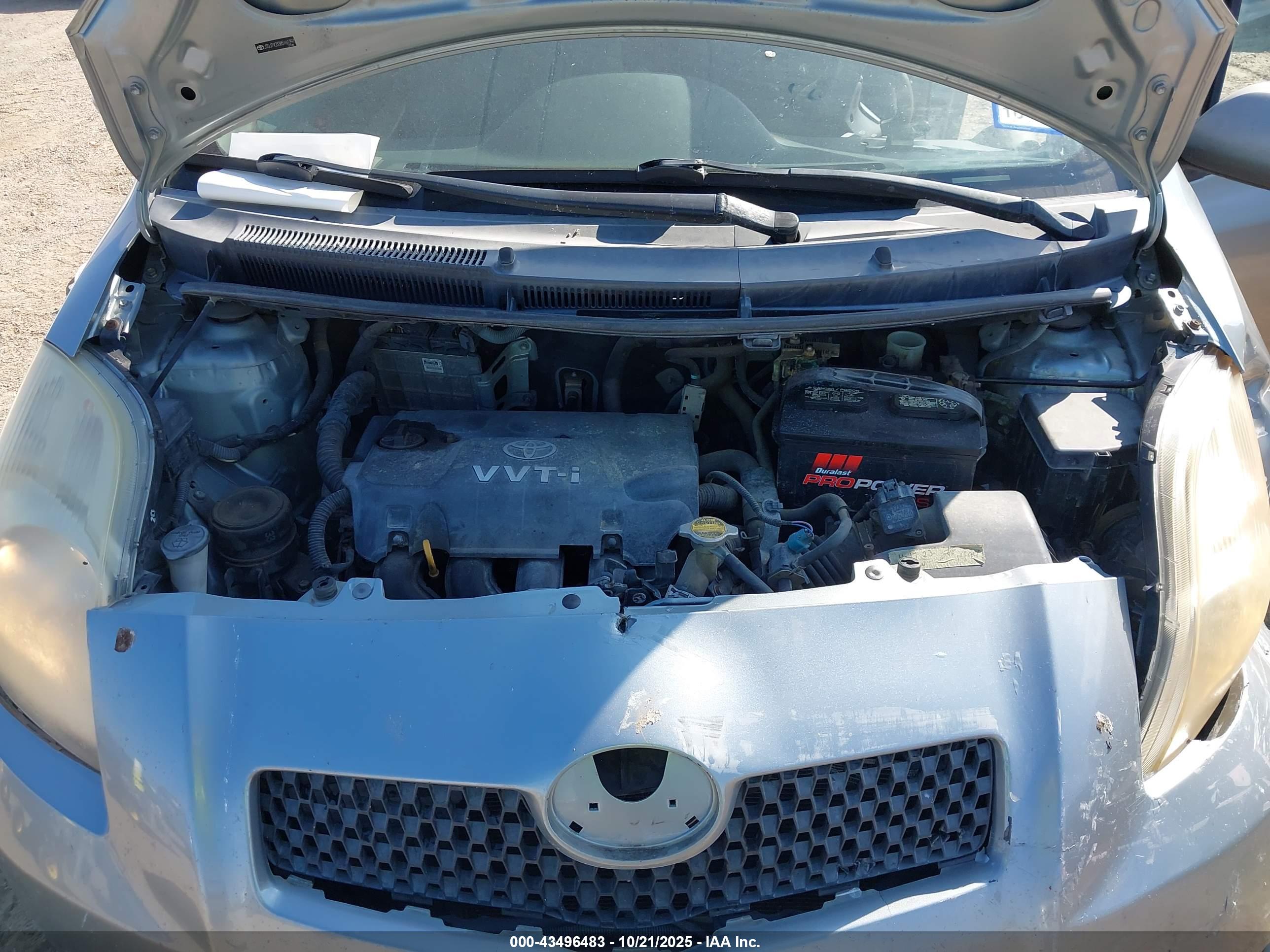TOYOTA YARIS image 10