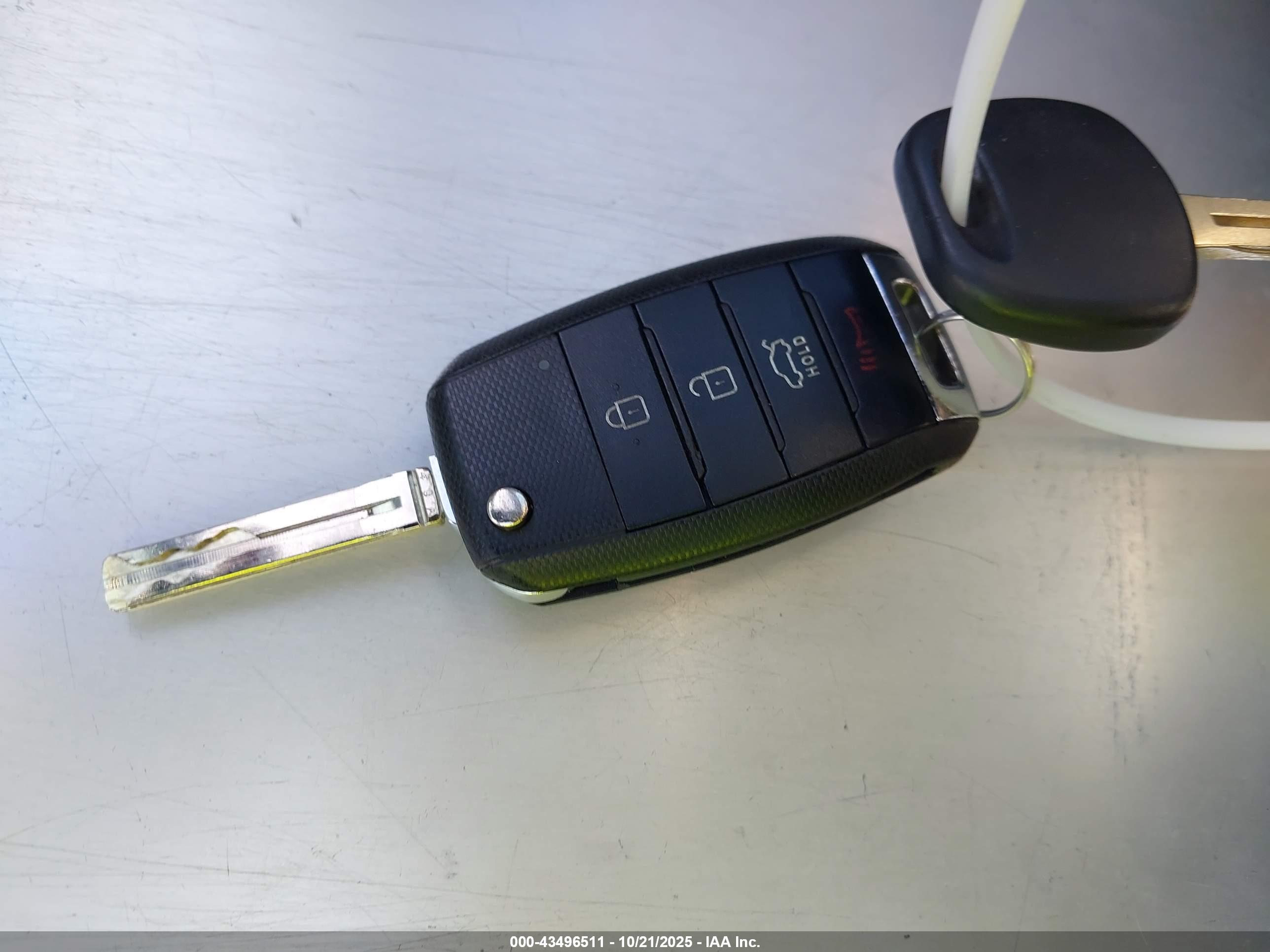 KIA OPTIMA image 11