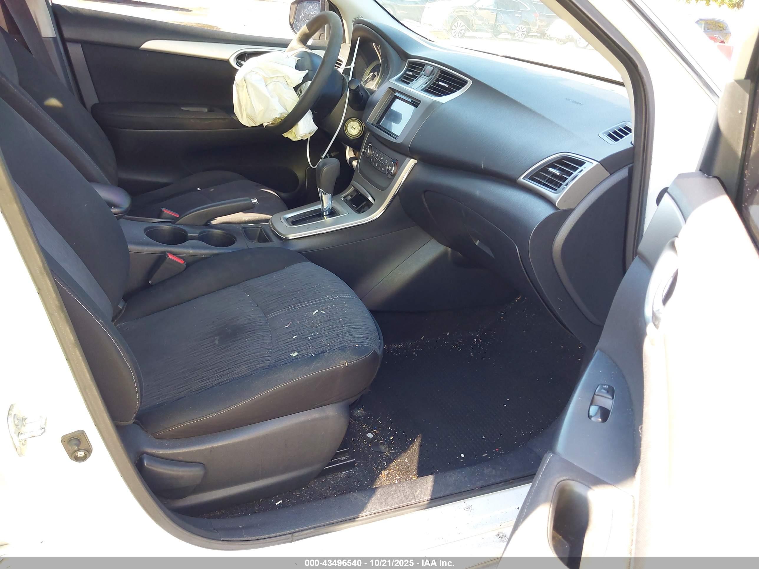 NISSAN SENTRA image 5