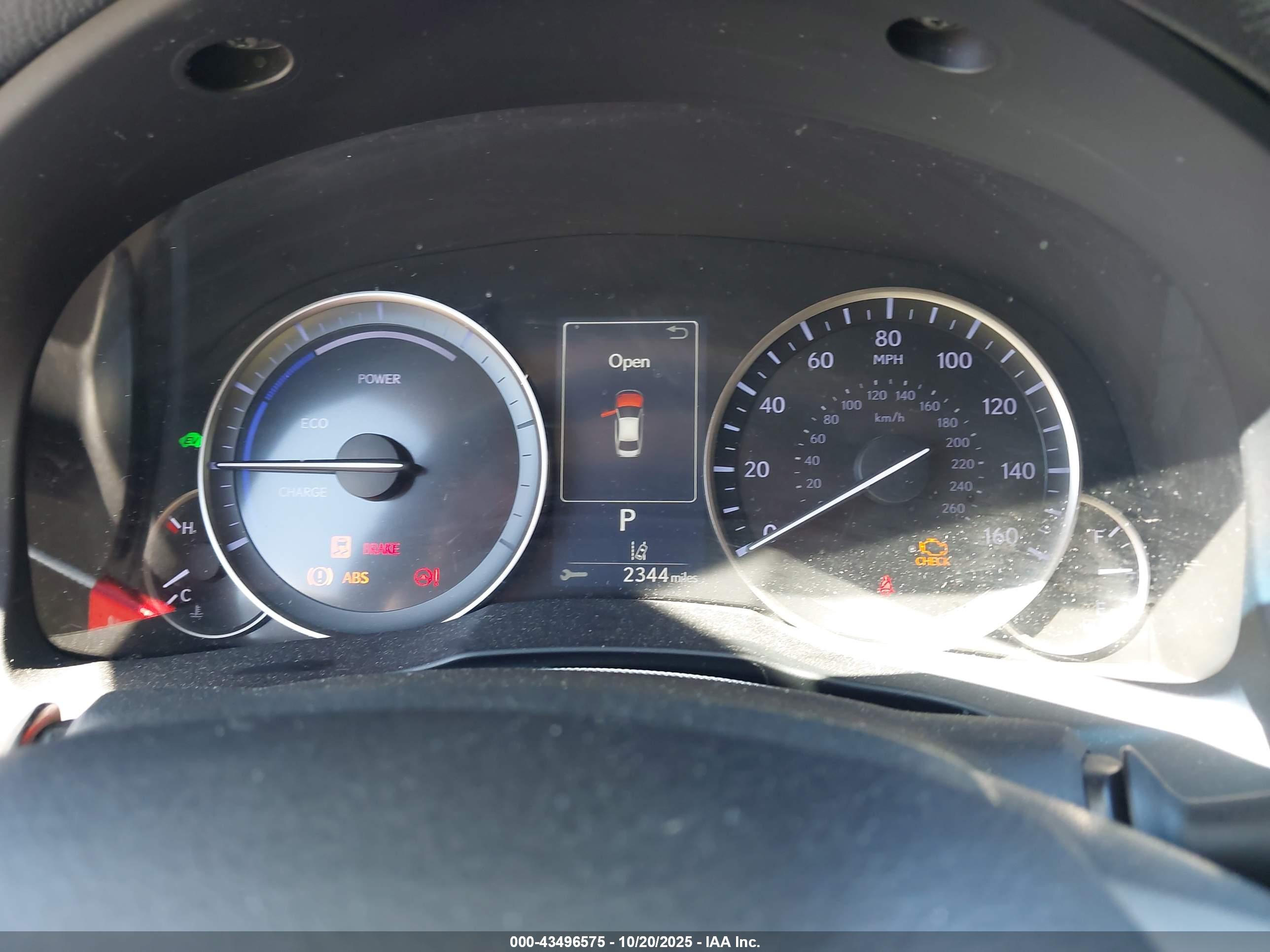 LEXUS ES image 7