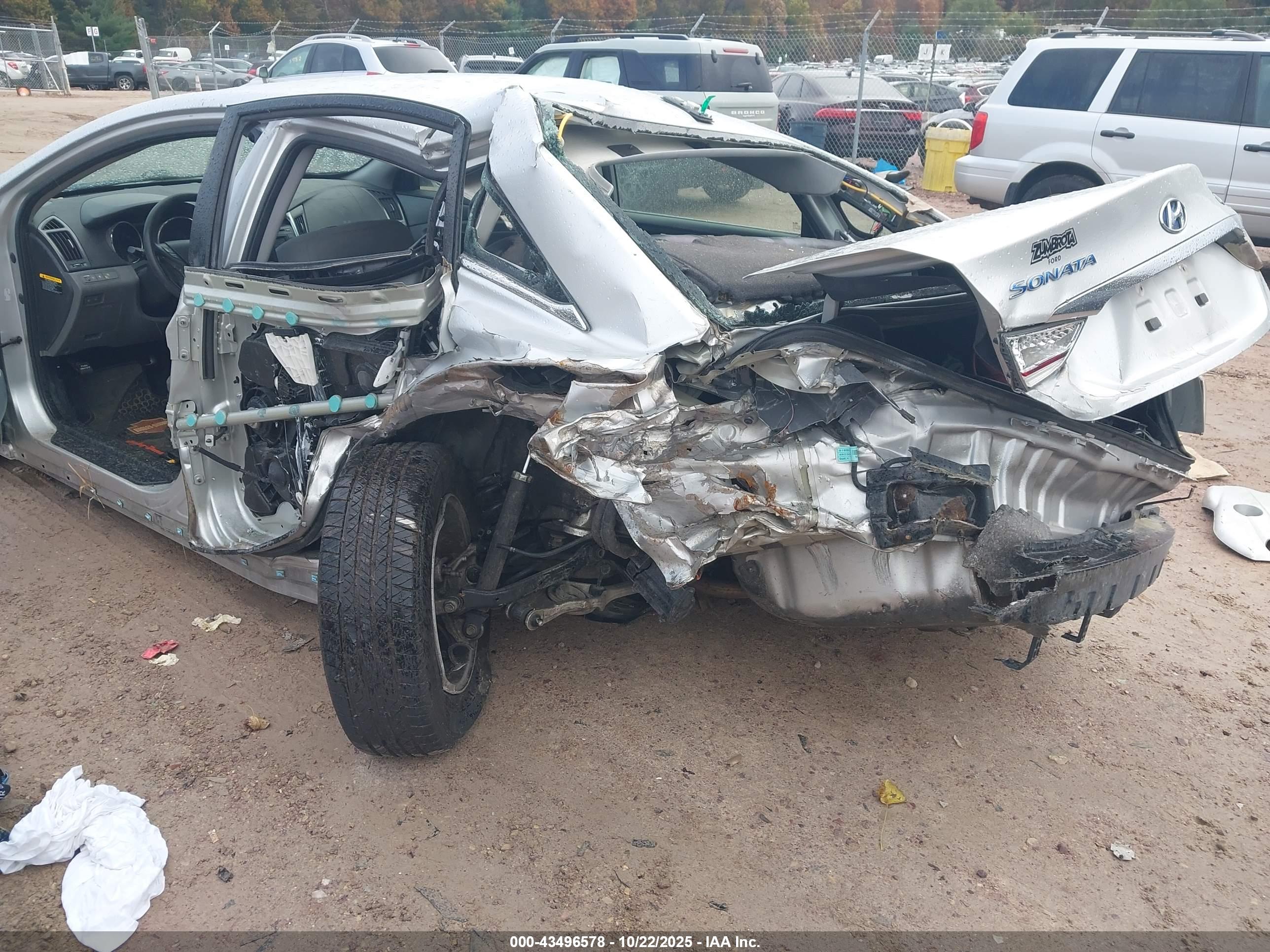 HYUNDAI SONATA image 6