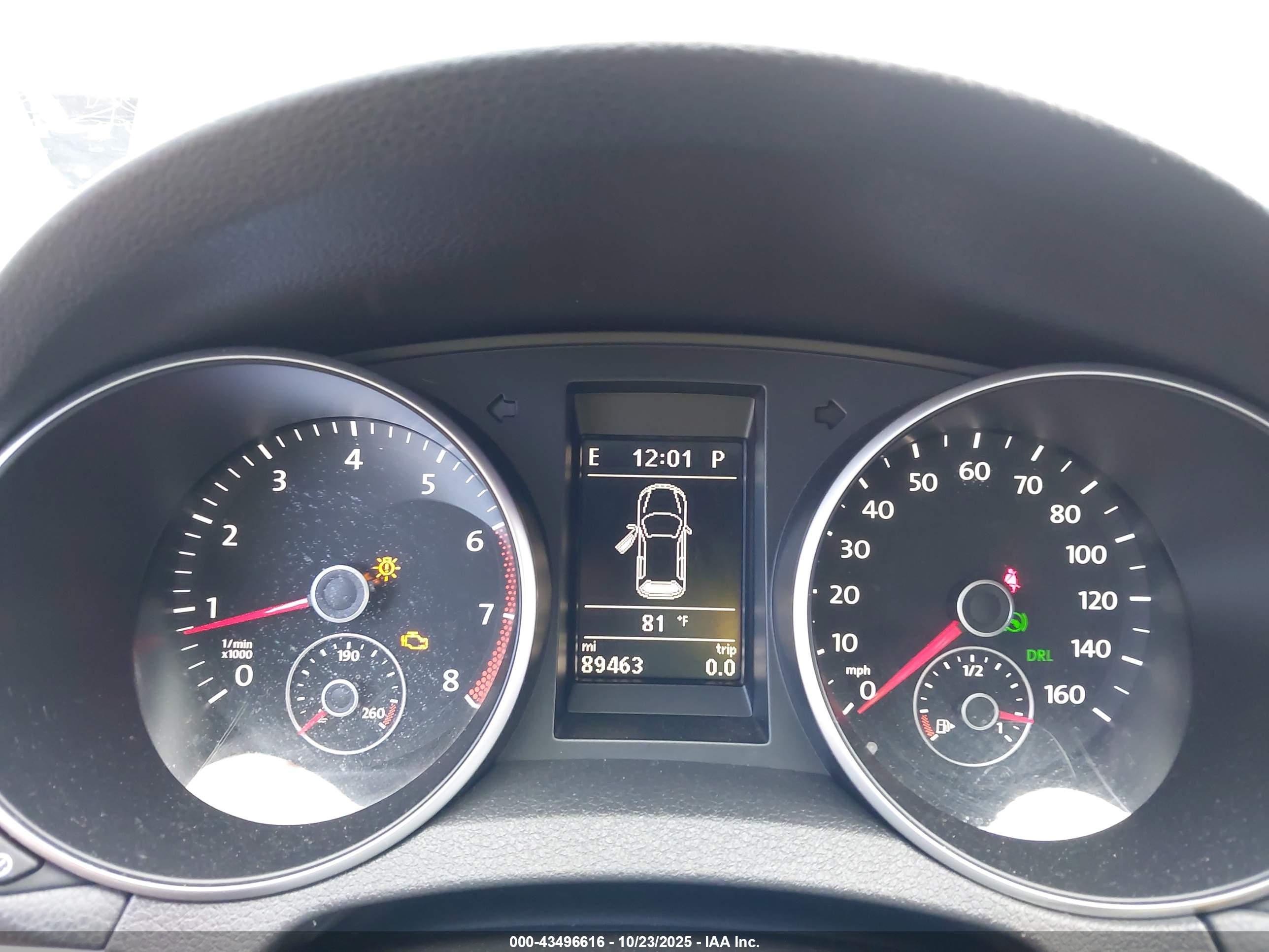 VOLKSWAGEN GOLF image 7