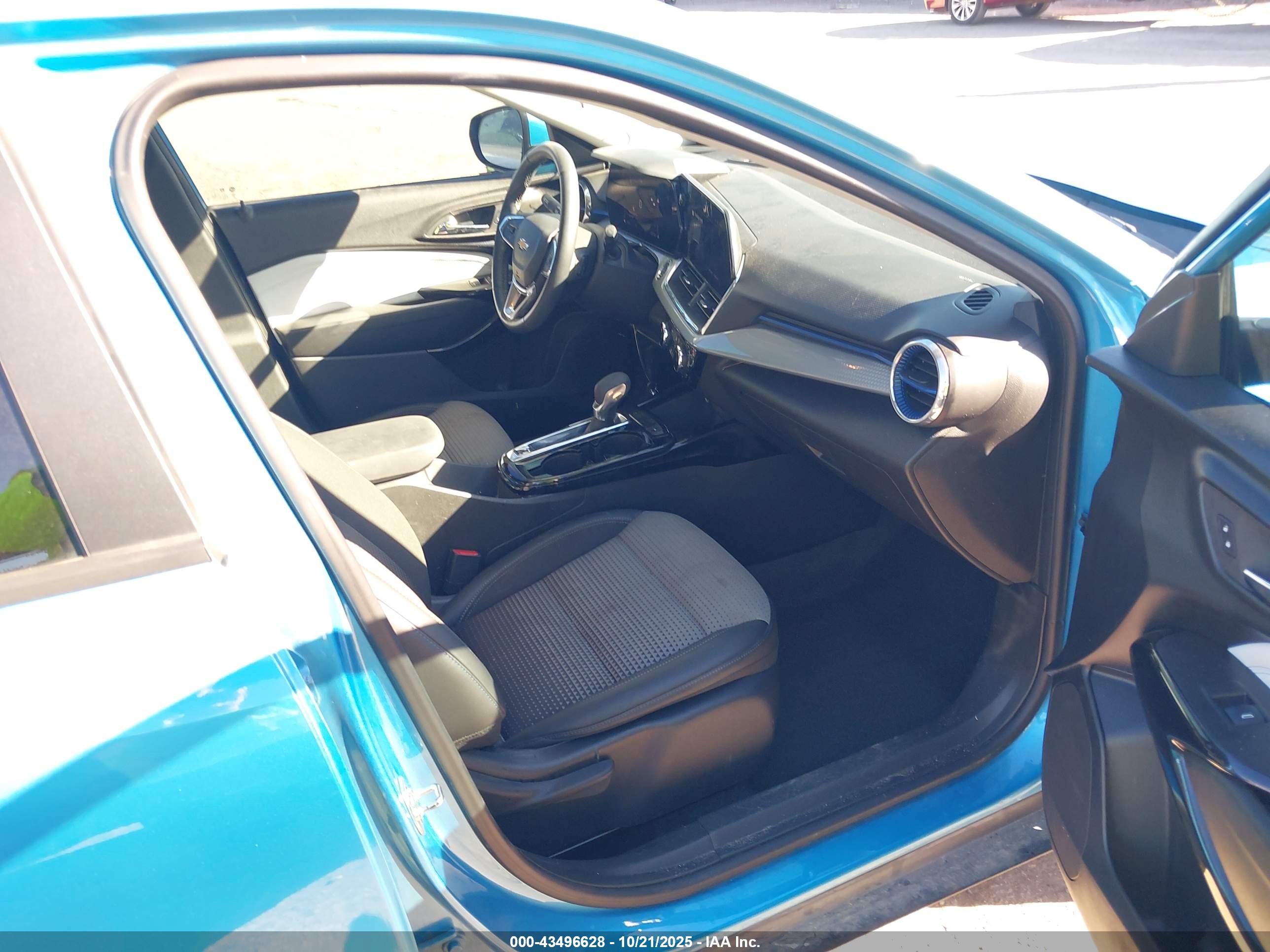 CHEVROLET TRAX image 5