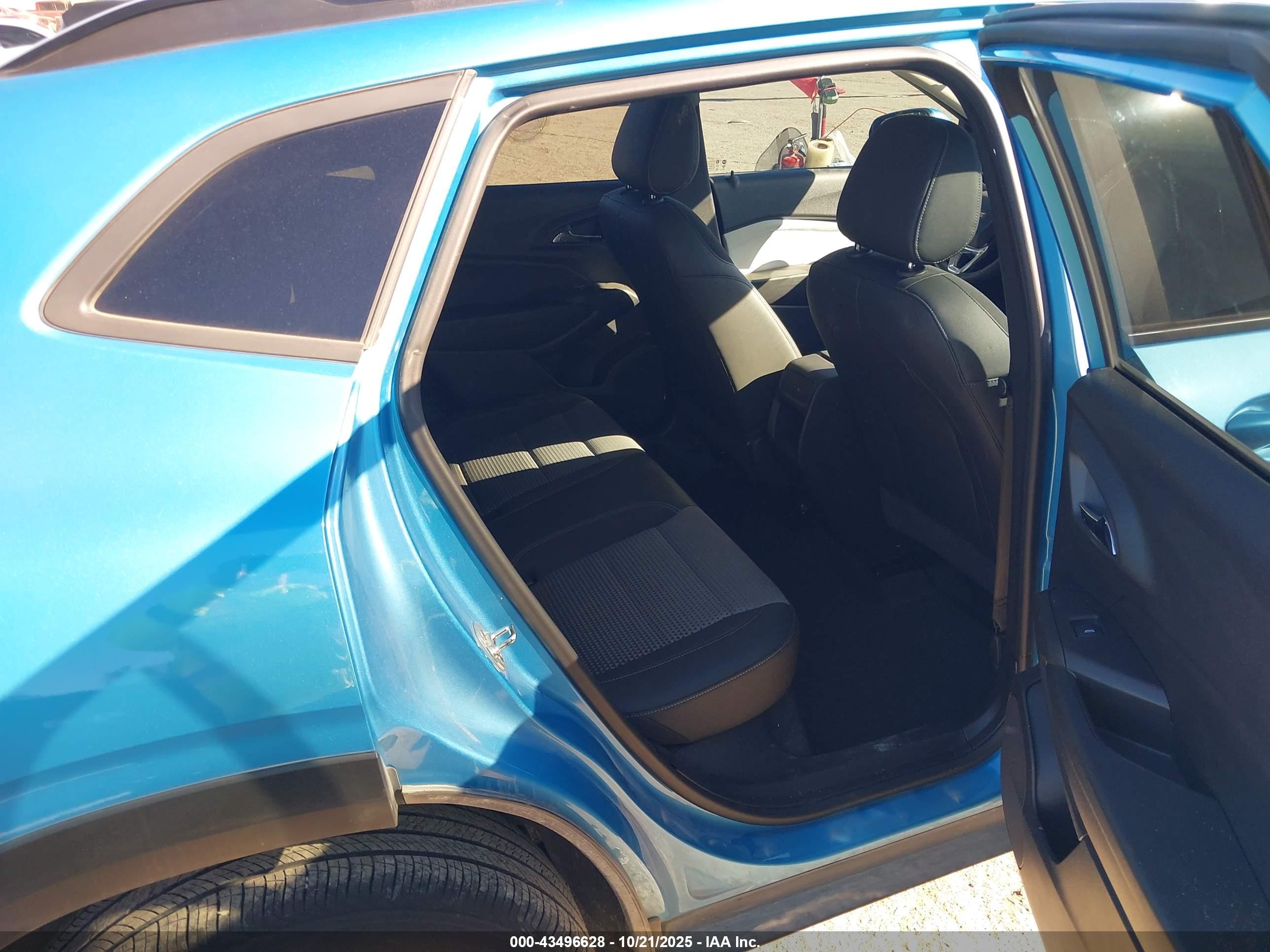 CHEVROLET TRAX image 8