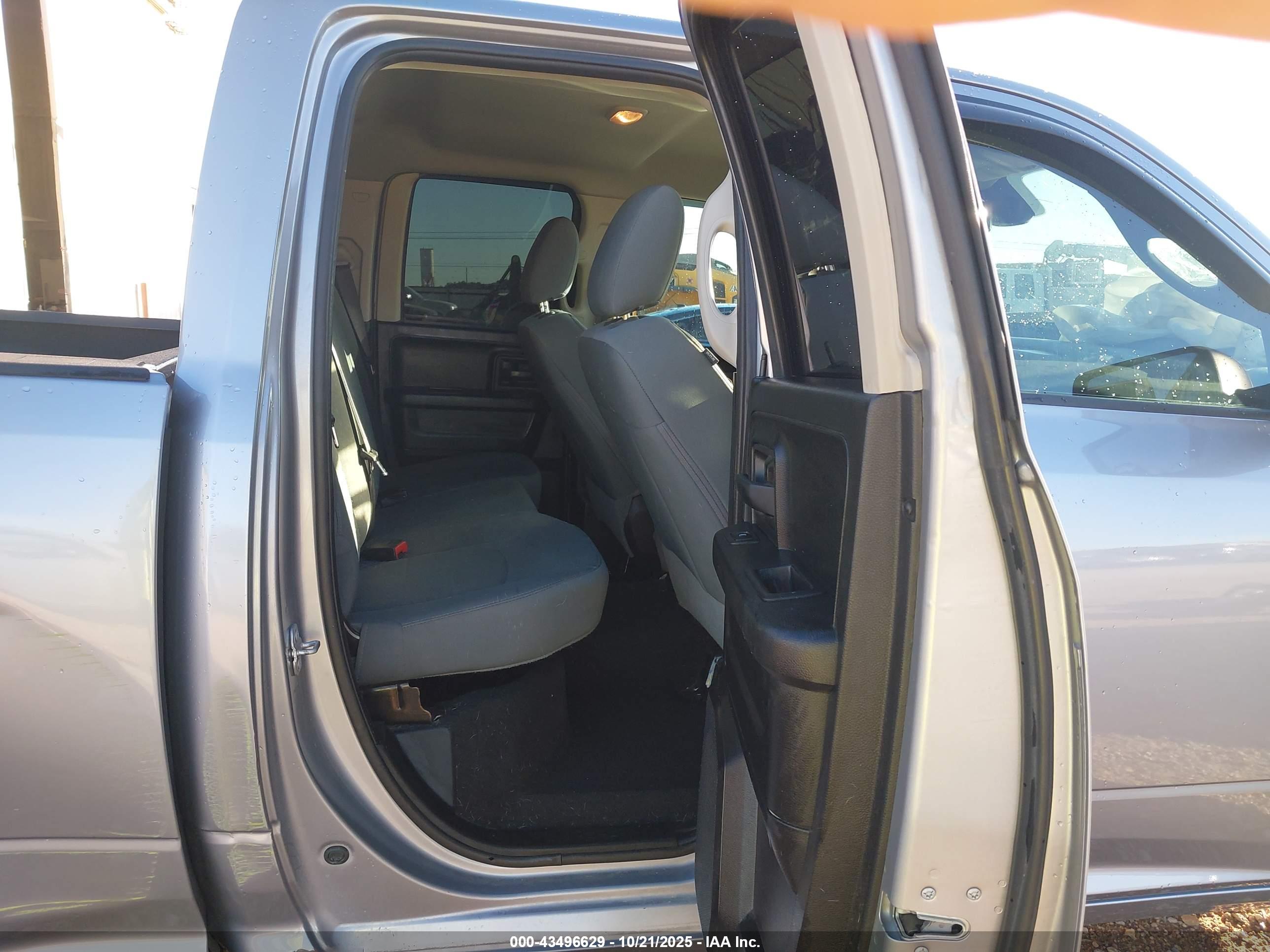 RAM 1500 image 8