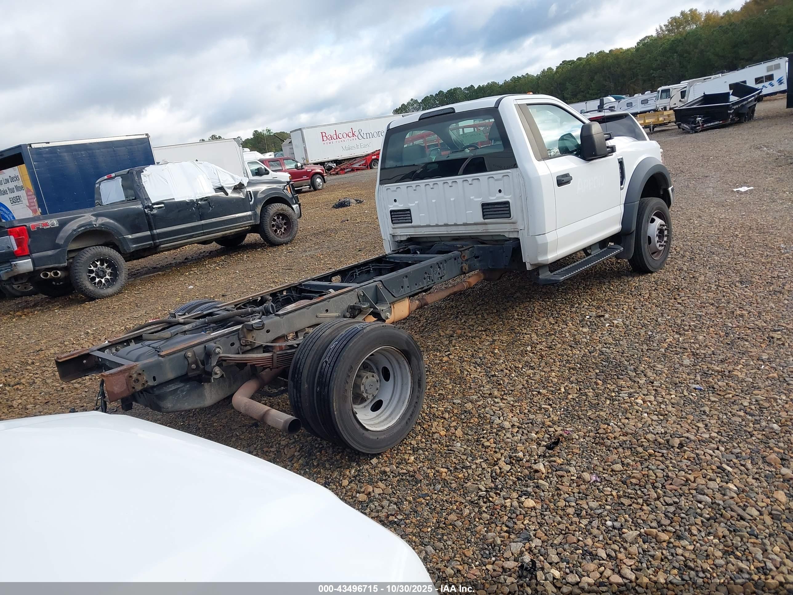 FORD F-550 image 4