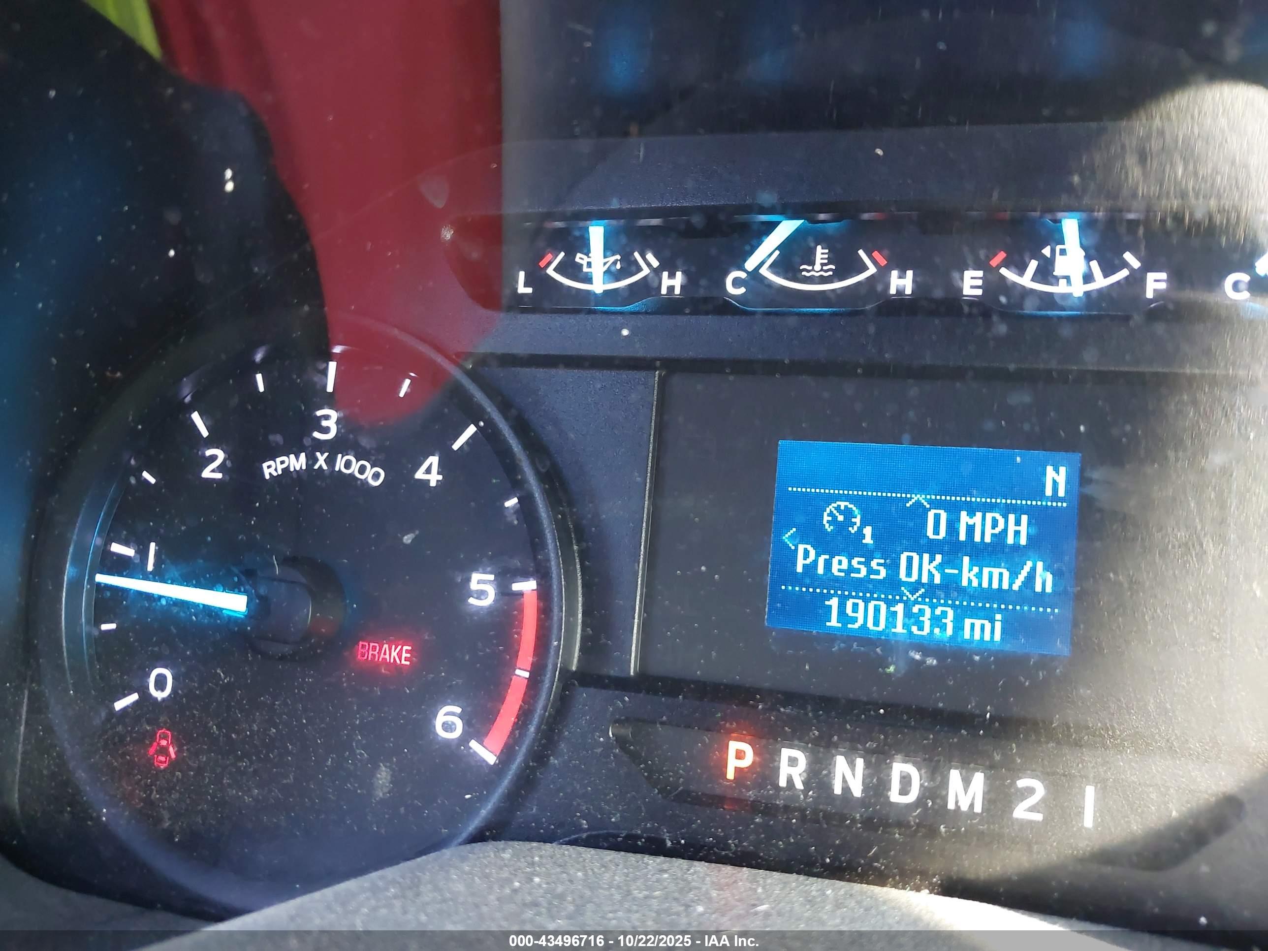 FORD F-550 image 6