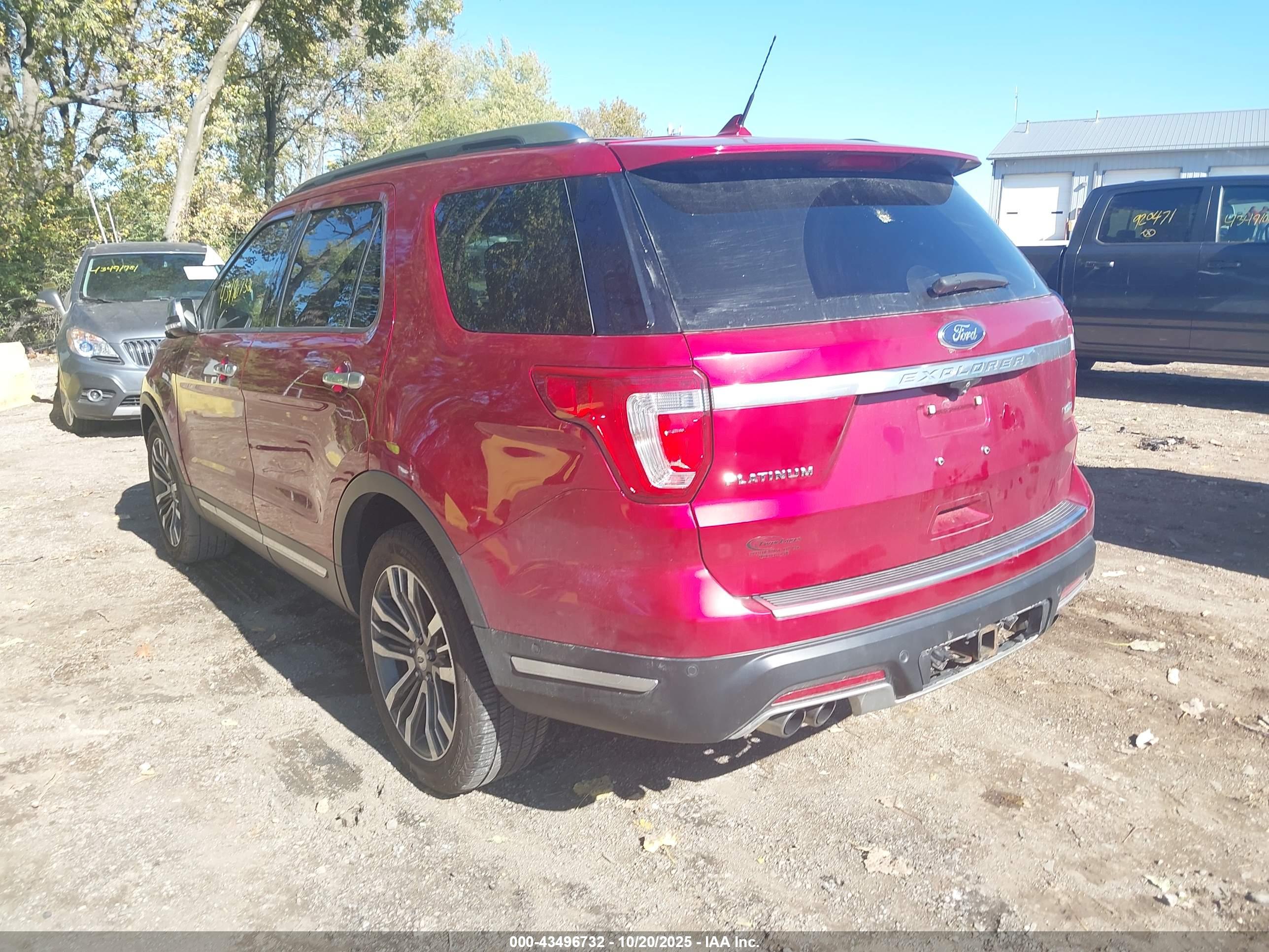 FORD EXPLORER image 3