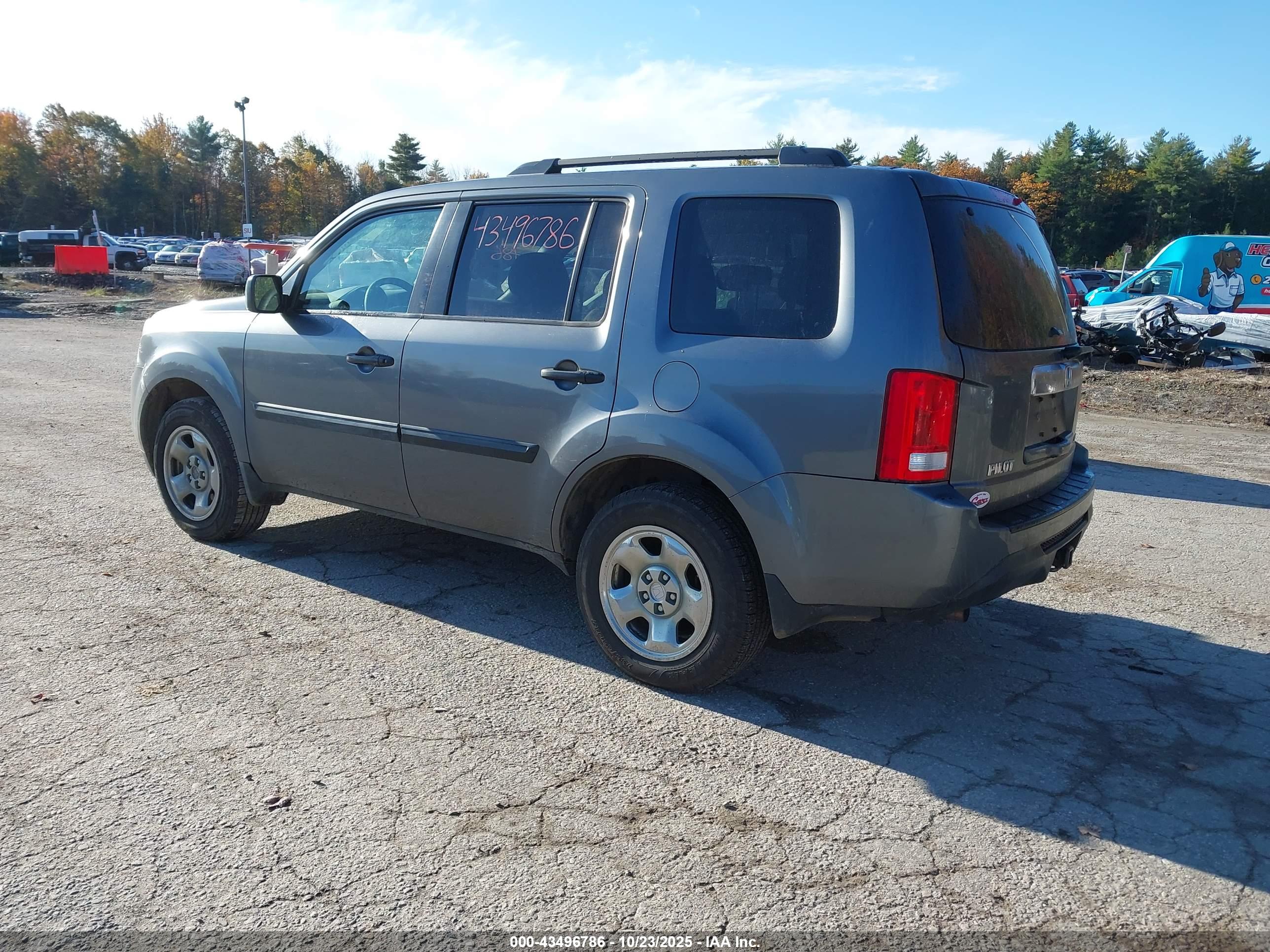 HONDA PILOT image 3