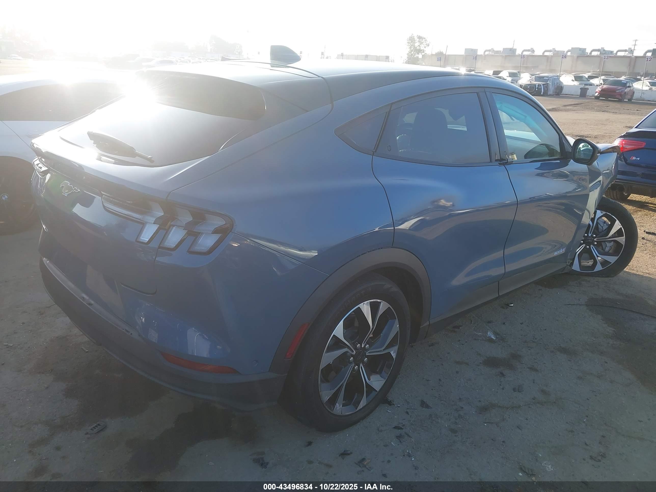 FORD MUSTANG image 4