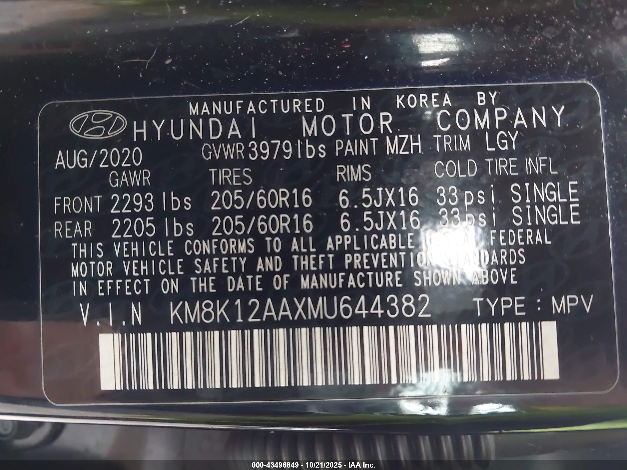 HYUNDAI KONA image 9