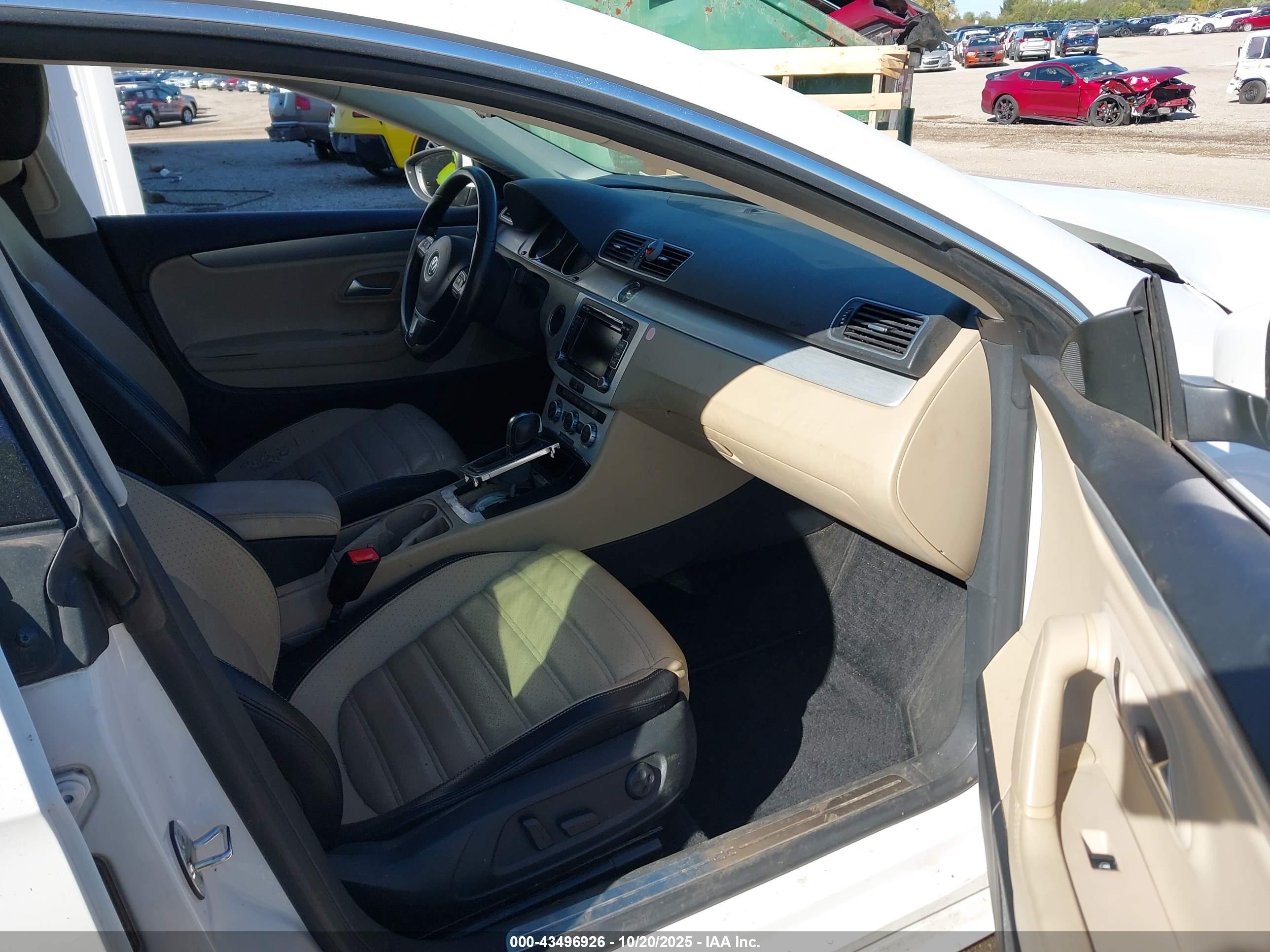VOLKSWAGEN CC image 5