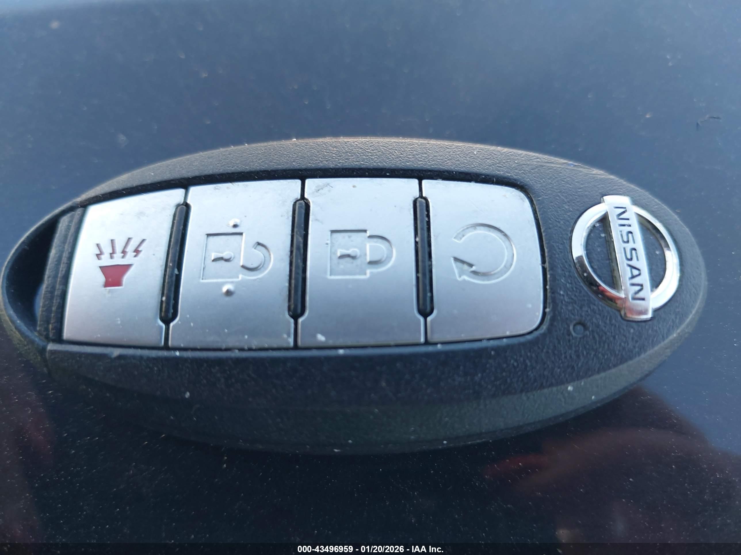 NISSAN MURANO image 11