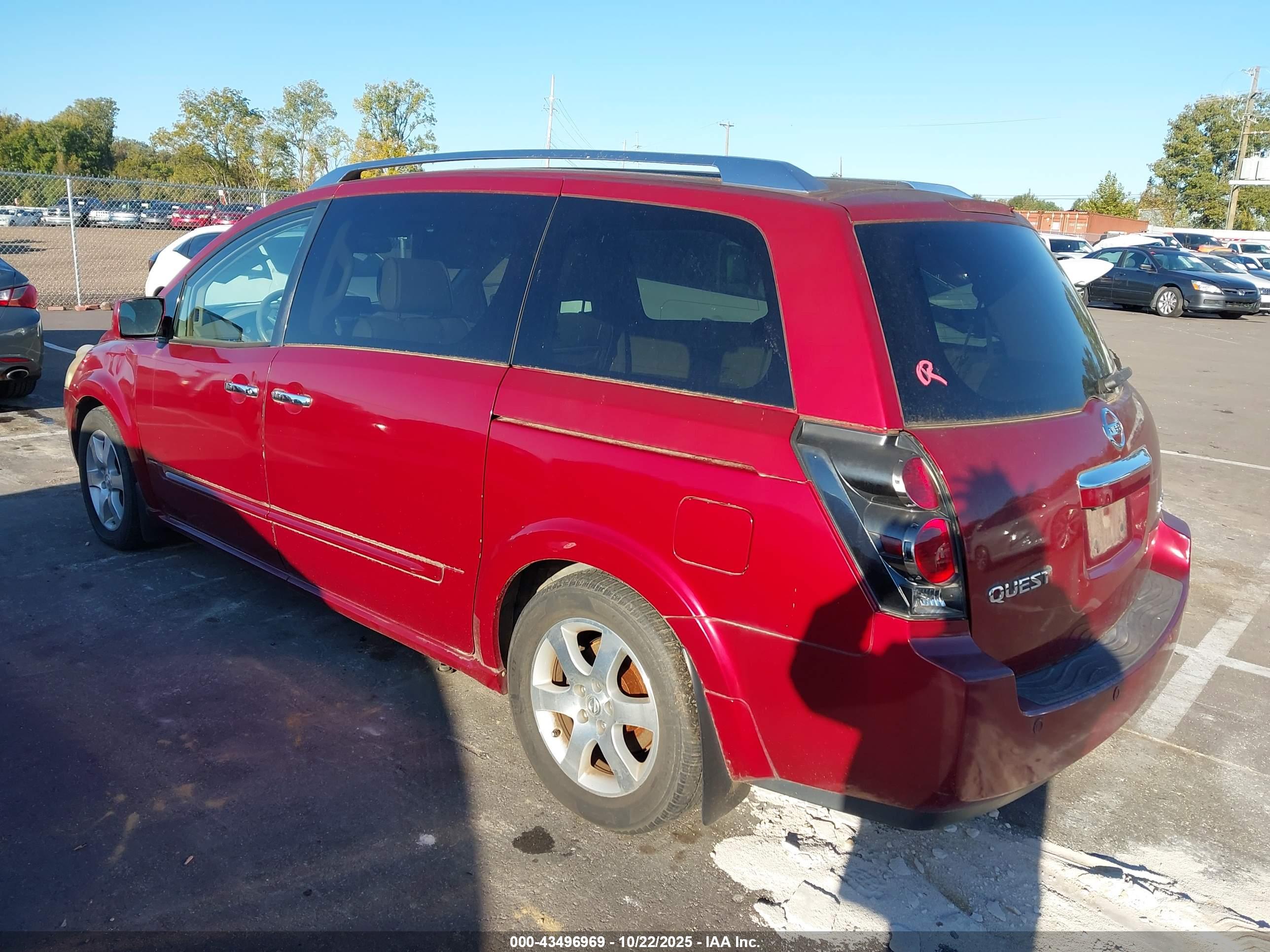 NISSAN QUEST image 3